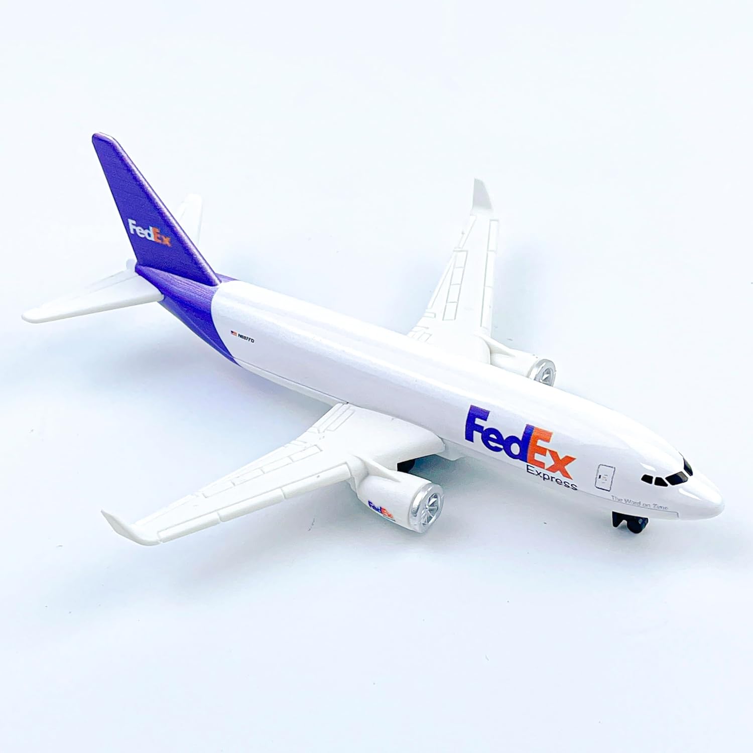 Airplane Model, FedEx Aircraft Die-cast Metal Planes Suitable for Collection and Desktop Decor