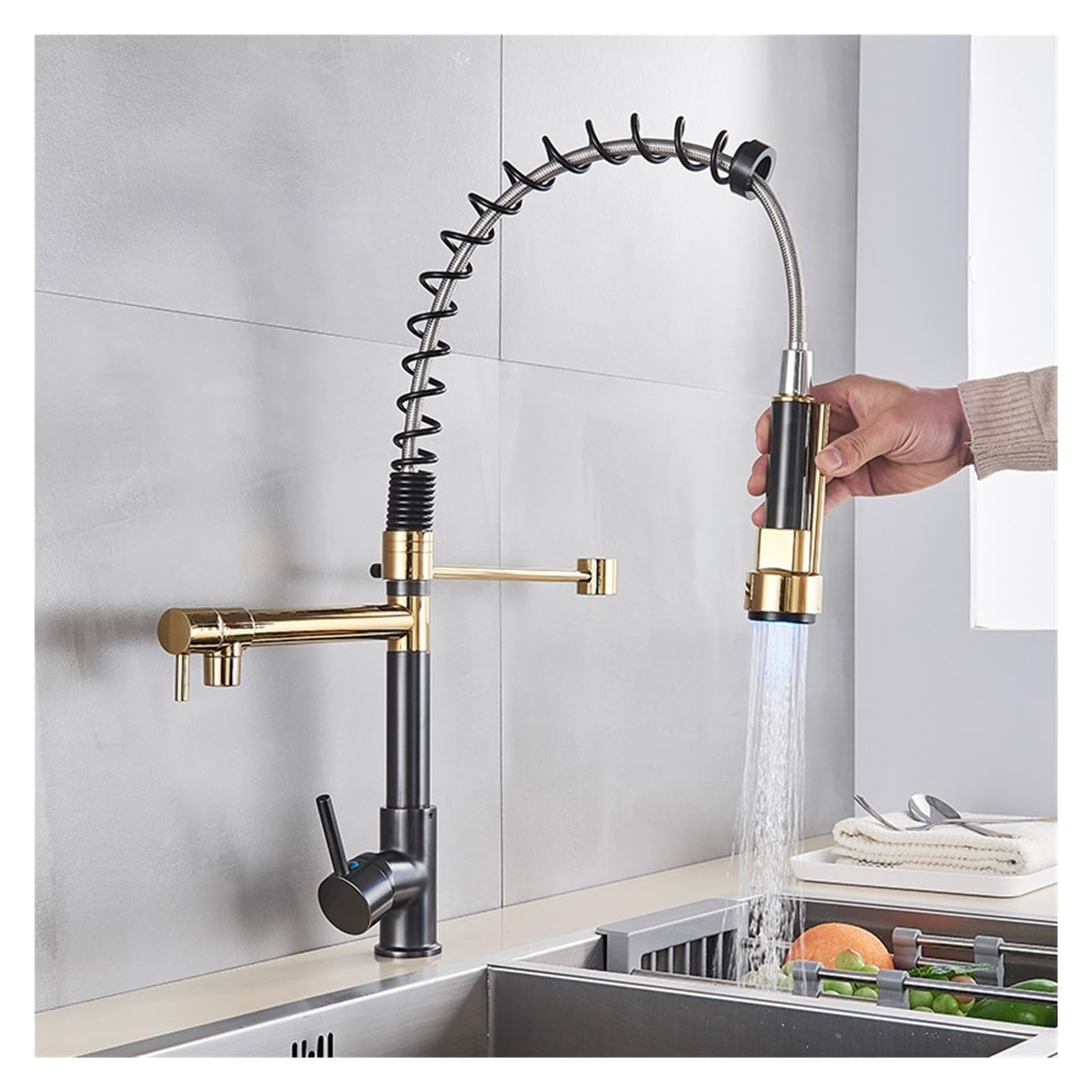Robinet de cuisine mitigeur LED Orb et Or à ressort avec douchette extractible