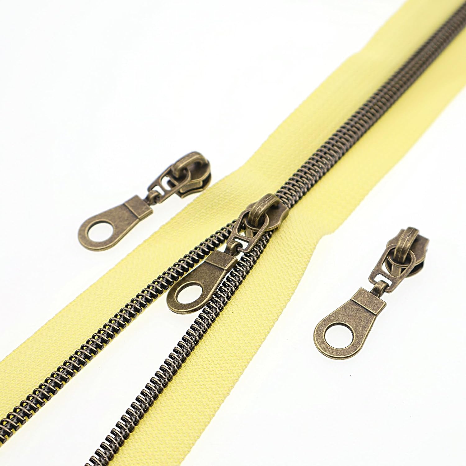 SHUNLI #5 Metallic Nylon Coil Zippers by The Yard,Antqiue Brass Teeth/Yellow Zipper Tape,Bulk 10 Yards with 25 PCS Sliders Pulls,for DIY Tailor Sewing Crafts Bags Purses Clothing