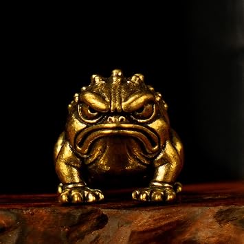 CHOVY Solid Brass Angry Frog Figurine, 100% Solid Brass Retro Statue with Vivid Eyes, Handcrafted Oddities and Curiosities Collectible for Desk, Office & Home Decor, Unique Gift for Frog Lovers