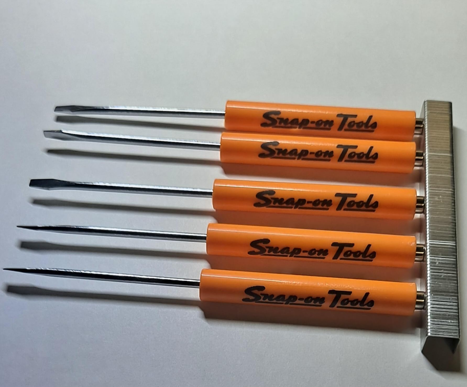 JOPROCH Zac Hi-Viz Pocket Pry bar/Screwdrivers with Magnetic Tips Compared to The Ones Off The Mac,Matco and Snap on Gear Wrench Tool Trucks