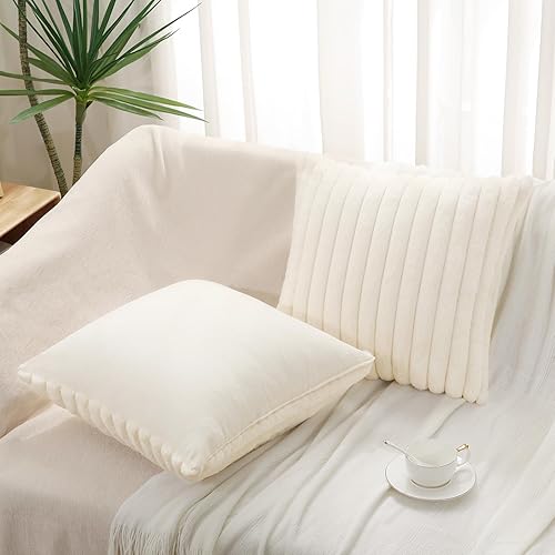 Miniatura 5 de Pallene Juego de 2 fundas de almohada de felpa de piel sintética de 24 x 24 pulgadas, fundas de almohada decorativas de lujo, suaves y esponjosas a