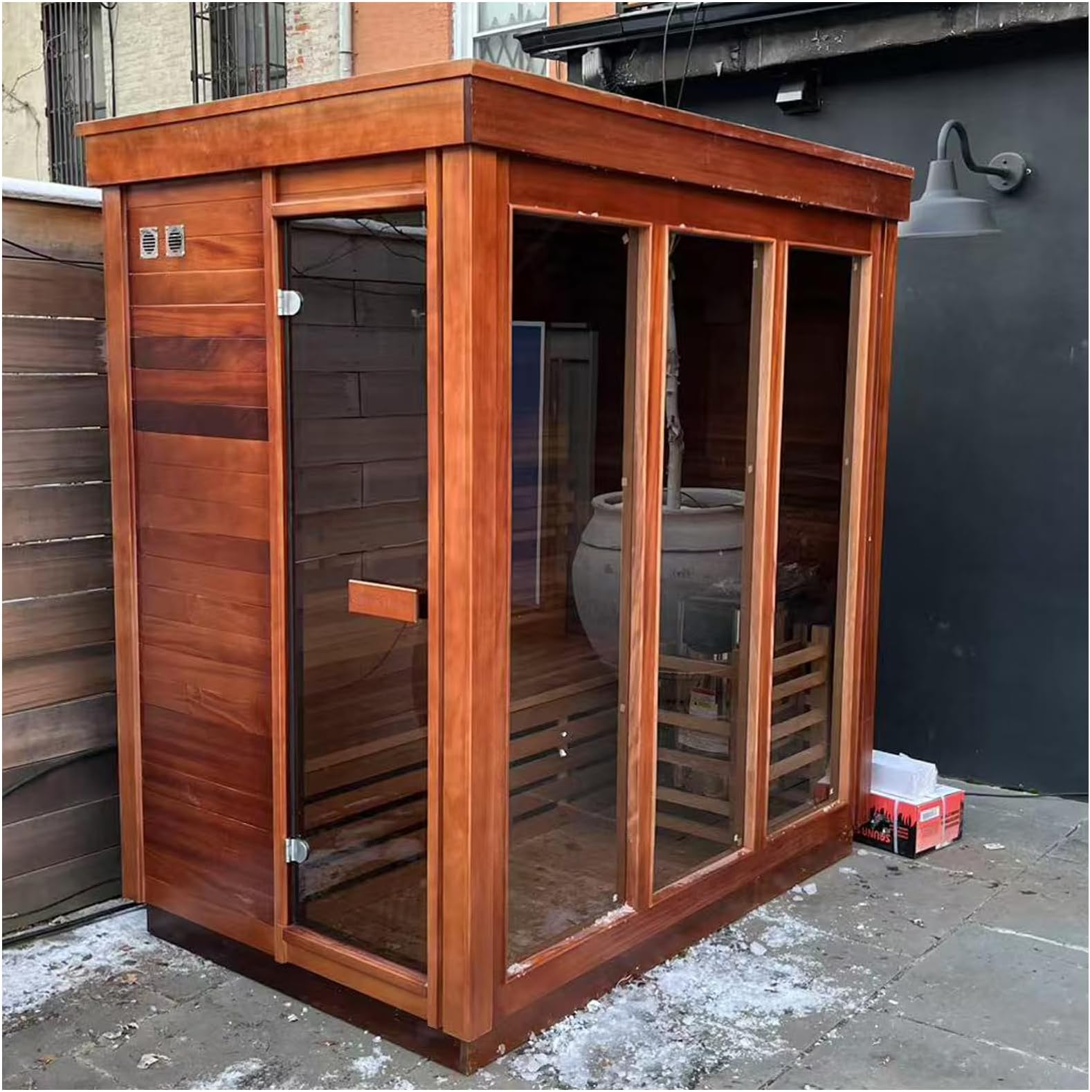 Smartmak Outdoor Steam Sauna, 4 Person Canadian Red Cedar Wood Sauna Room, Traditional Saunas with 220V ETL-Certified Heater, Backrest Headrest, Rocks, Light Included, 195℉