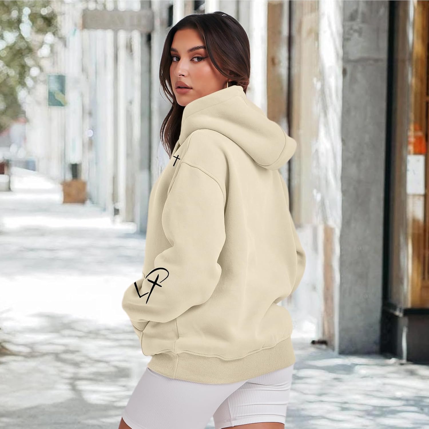 Christian God Is Good Hoodies for Women Faith Graphic Sweatshirts Bible Verse Hoodie Religious Cross Heart Pullover - Image 4