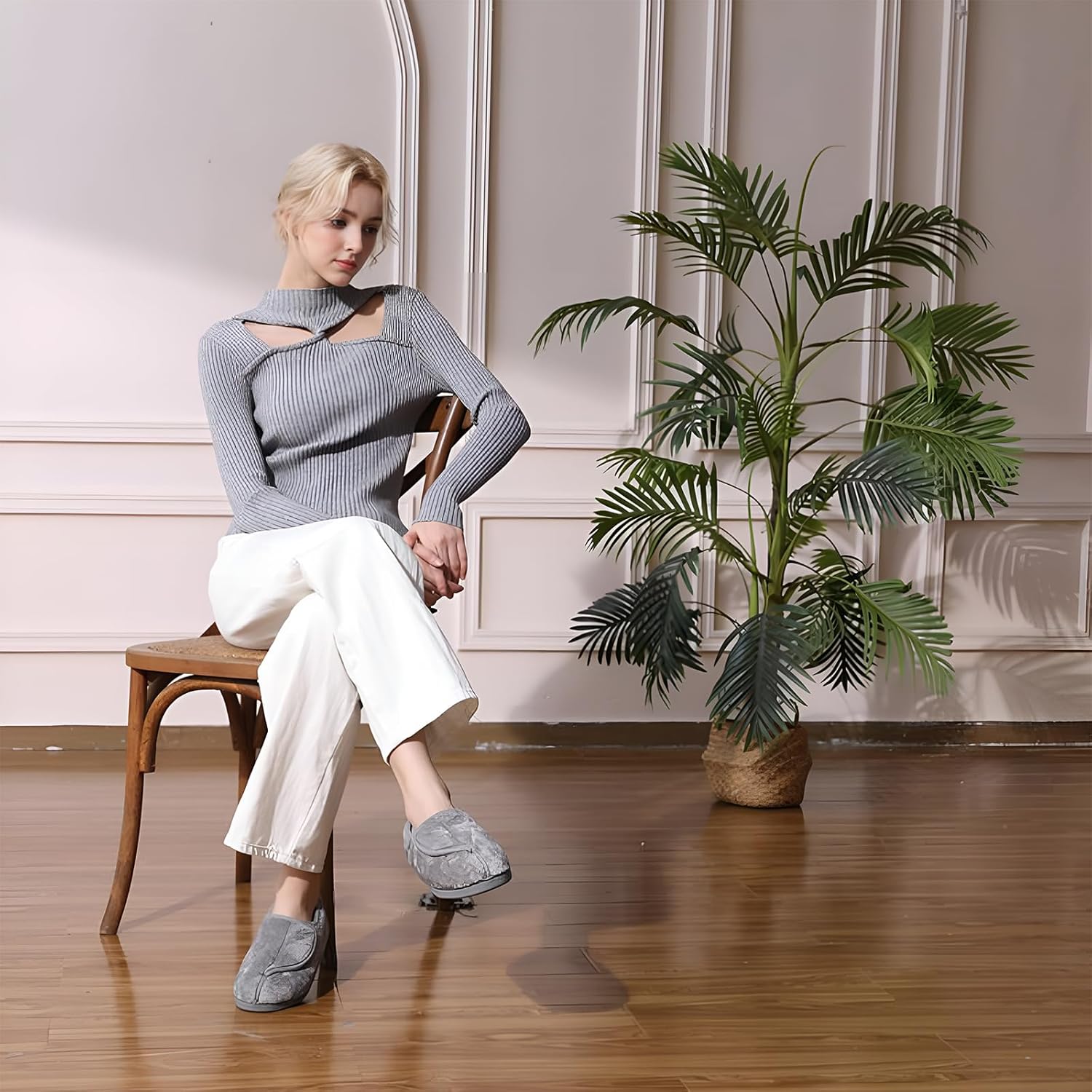 Git-up Women Soft wide Slippers Memory Foam Closed Toed Diabetic Arthritis Edema House Slippers - Image 2