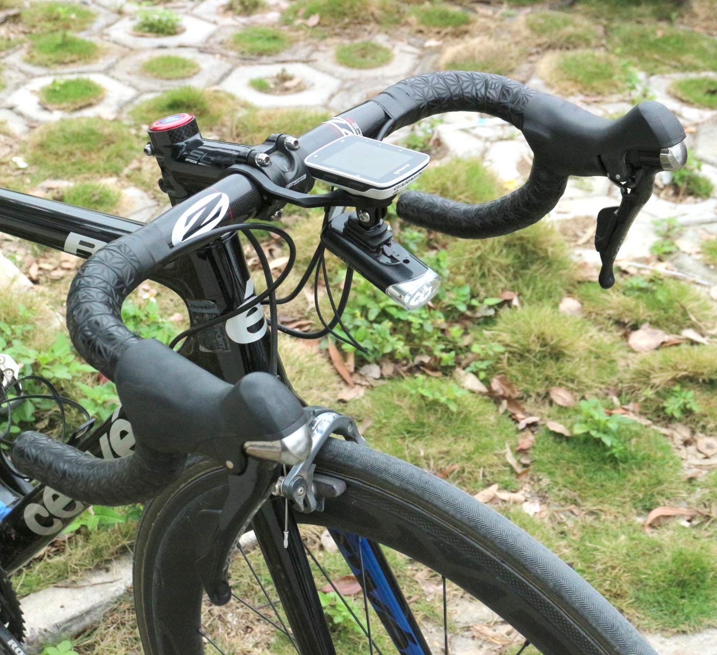 Supporto per bici combo anteriore Out per Garmin Edge 200, 500, 510.520, 800, 810, 820.1000 e videocamera (Garmin mount 2)
