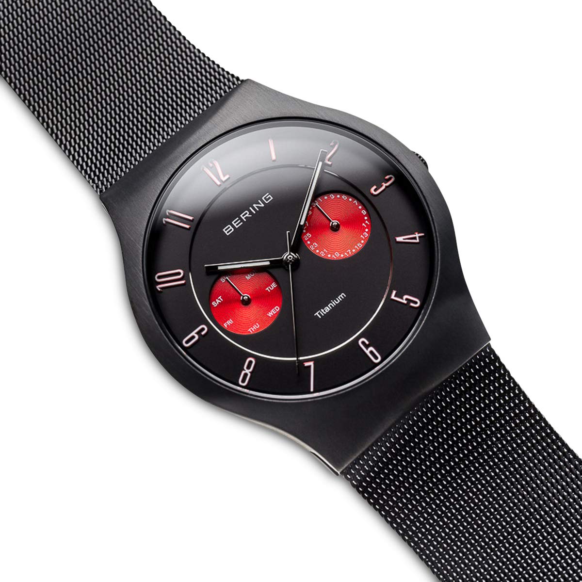 Bering Herren Quarz Uhr | Armbanduhr 39 mm Titangehäuse und Zifferblatt | Milanaisearmband | Saphierglas | 5 ATM | 11939