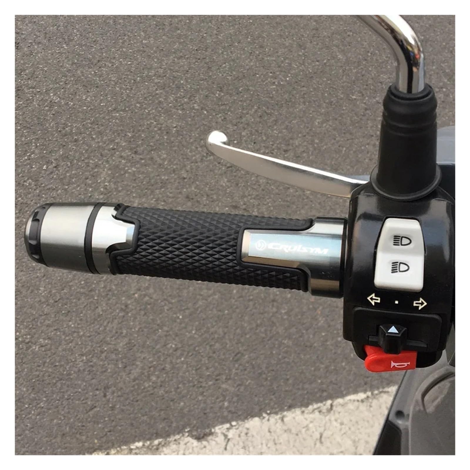 Manopole Manubrio Moto Per CRUISYM 150, 180, 300 E GTS300 (modelli 2016-2018) Tappi Terminali Per Manopole Da Moto Lavorati A CNC