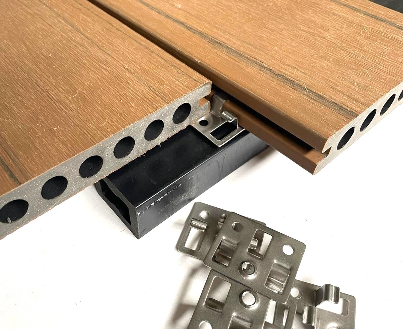 Kit doghe da esterno in wpc teak con clip fissaggio 0,96x0,138 Cm
