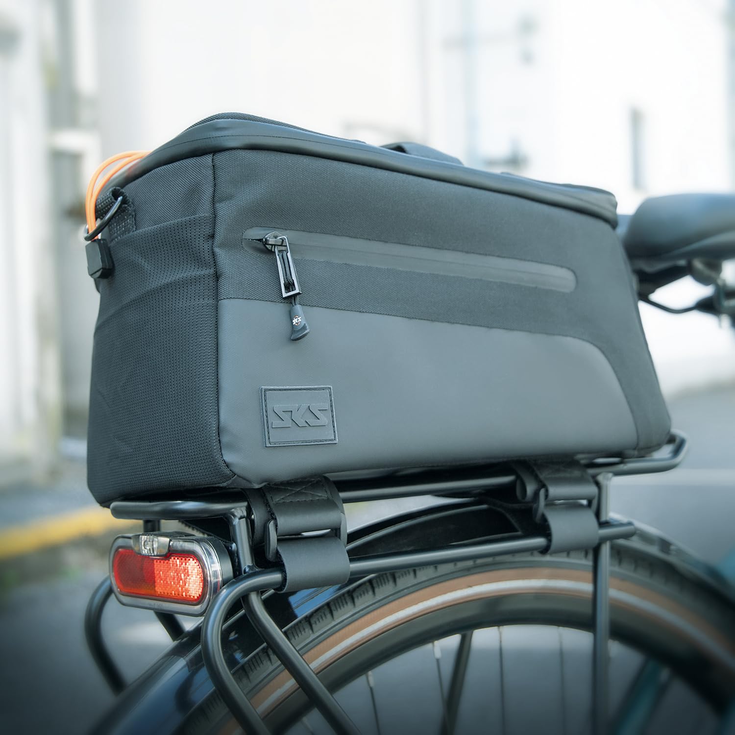 SKS GERMANY Infinity URBAN TRUNKBAG Fahrradtasche | Montage mit Hypalon-Klettstraps oder Adapterplatte, doppeltes Packnetz, RegenCOVER, Schultergurt, reflektierende Schlaufen