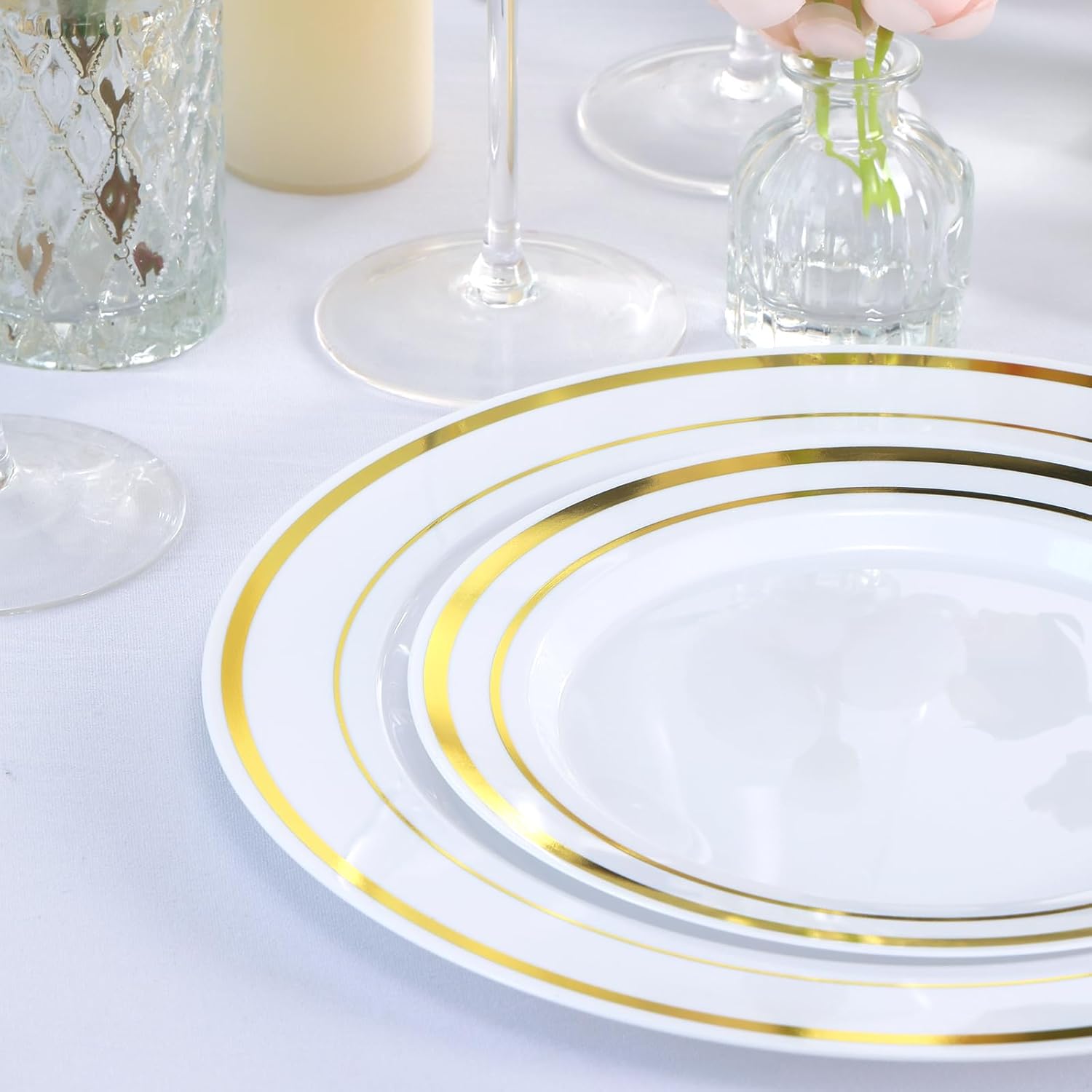 Moretoes 100PCS Gold Plastic Plates Disposable,Party Plates White Gold Rim, 10.25inch Dinner Plate and 7.5inch Dessert Salad Plate for Wedding Party and Birthday - Image 2