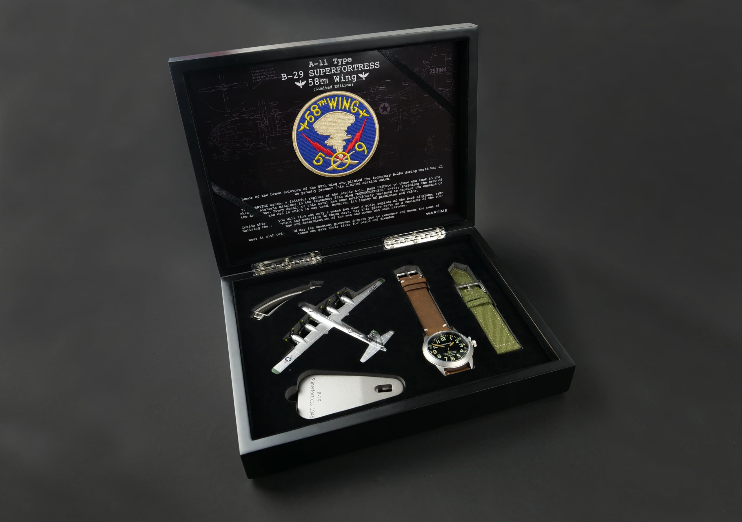 WARTIME | Orologio areonautica militare uomo ispirata al modello della Seconda guerra mondiale A-11 – Edizione limitata da collezione, numerata singolarmente, include due cinturini e accessori extra.