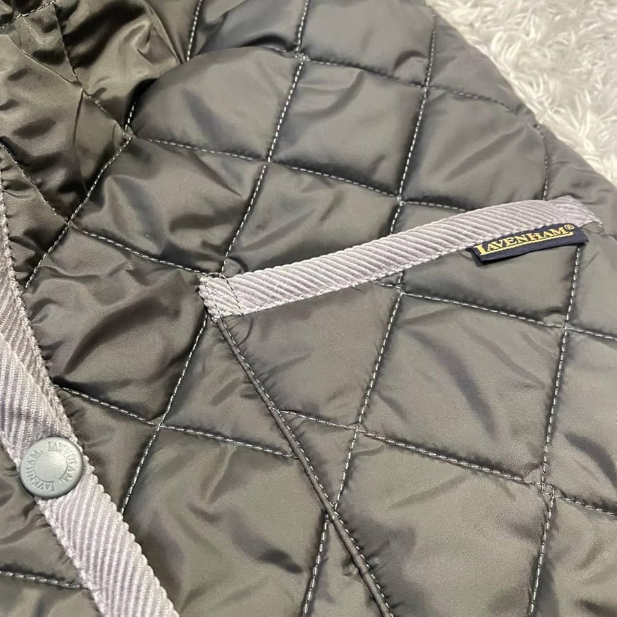 新品未使用　タグ付 ラベンハム ベスト フード 36 LAVENHAM 現行 Amazon.co.jp: ラベンハム フード付キルティングベストサイズ36 英国製