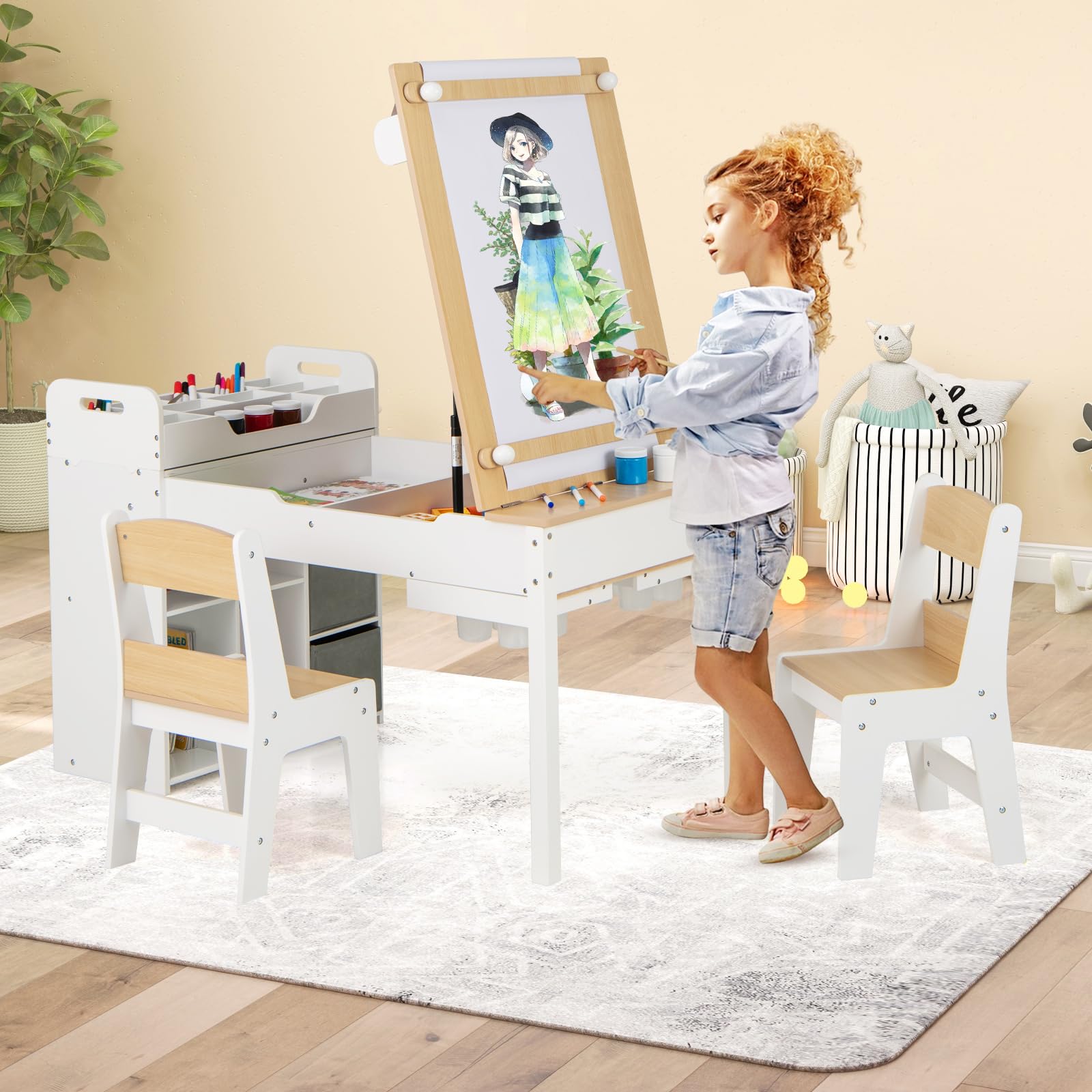 GOPLUS Mesa de Arte 2 en 1 con 2 Sillas, Juego de Sillas para Niños con Tablero de Mesa Plegable, Portarrollos de Papel, Barras de Presión y Estantes, Juego de Muebles Infantil (Natural)