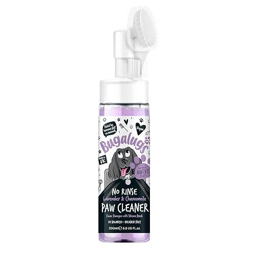 Bugalugs Dog Paw Cleaner No Rinse Foam Cat & Dog shampoo with Silicone Brush Head, waterless grooming products. Travel friendly paw cleaner for dogs defeat muddy paws on the go (Lavender & Chamomile) - Lavender & Chamomile