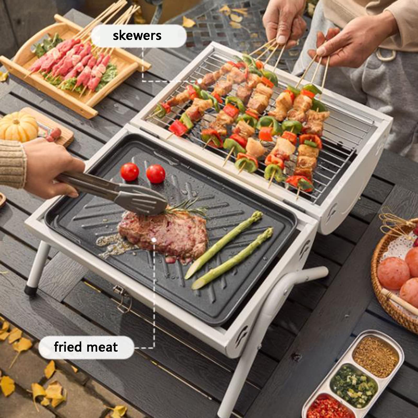 Piccola griglia a carbonella pieghevole, portatile, ideale per campeggio e picnic, 2 teglie da forno, griglia da tavolo per patio, cortile, barbecue all'aperto con design compatto per comodità