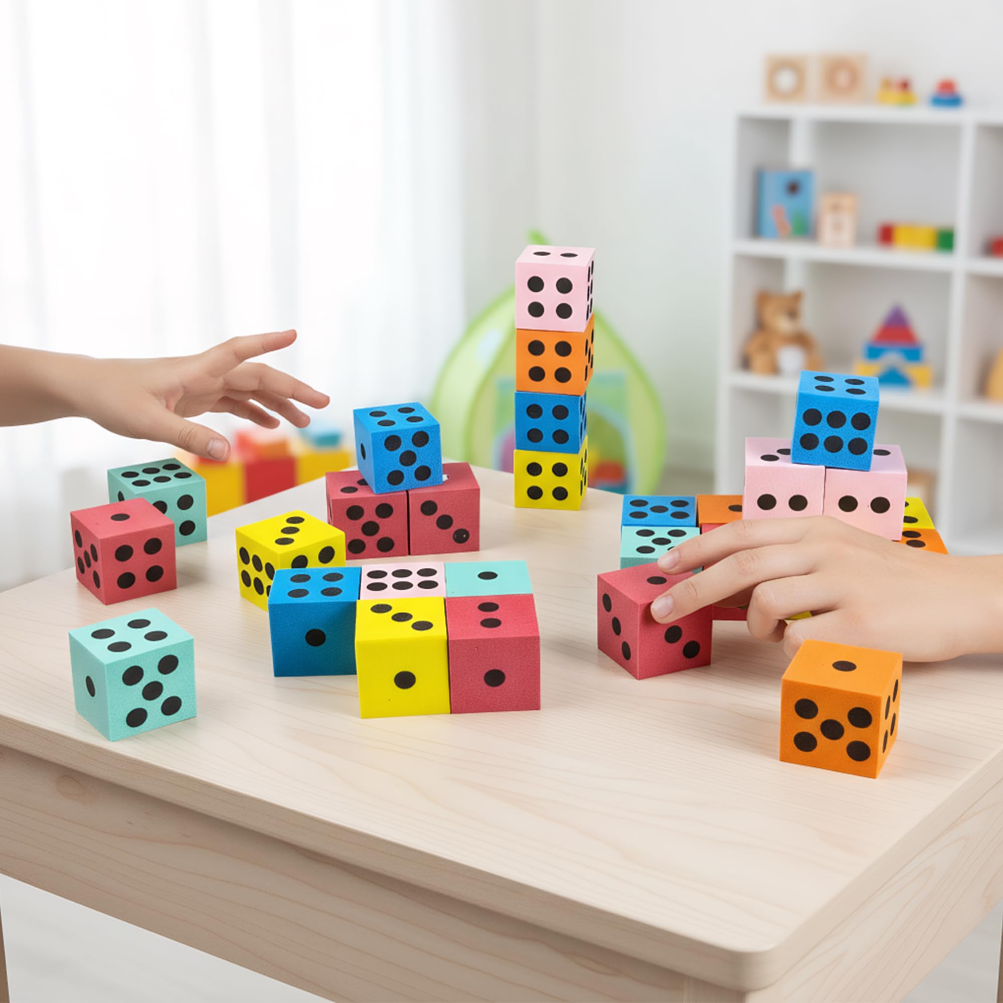 XIPEGPA - Juego de 28 dados de espuma coloridos con números para juegos de matemáticas, construcción de aula, entretenimiento educativo para fiestas, regalos de cumpleaños en 6 colores (1.2 pulgadas)
