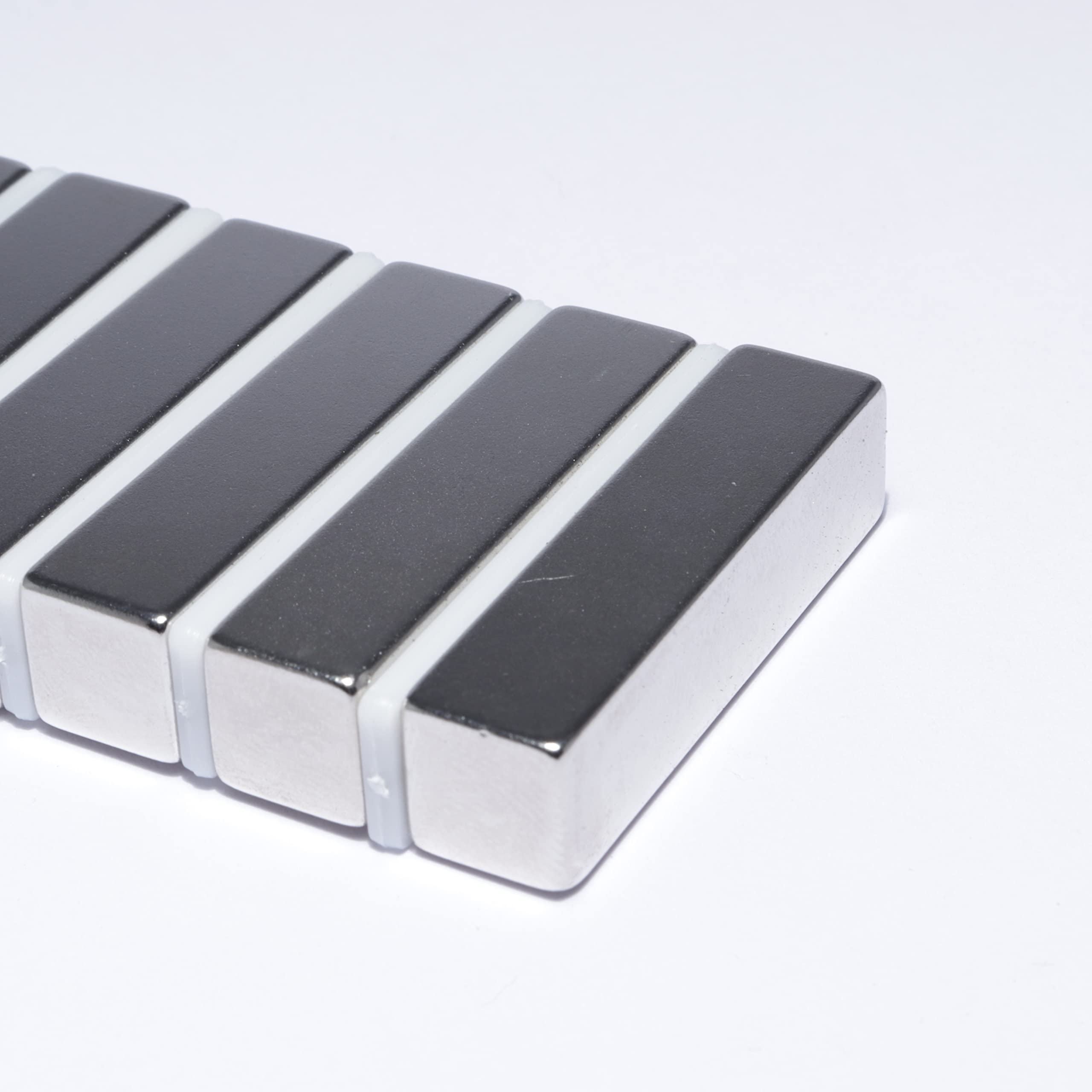 Magnesy neodymowe bardzo mocne prostopadłościanki 40 x 10 x 10 mm – 17 kg – magnes neodymowy 40 mm – magnes w kształcie prostopadłościanu 40 x 10 x 10 mm – silne magnesy neodymowe N52 (10 sztuk)