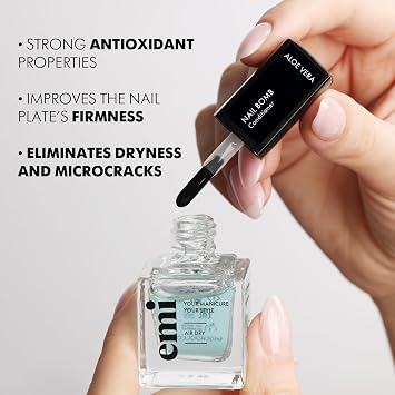 Jelly-conditioner for healthy and beautiful nails Aloe Vera Extract, Shea Butter Extract, D-Panthenol, Glycerin EMI Nail Bomb 9 ml