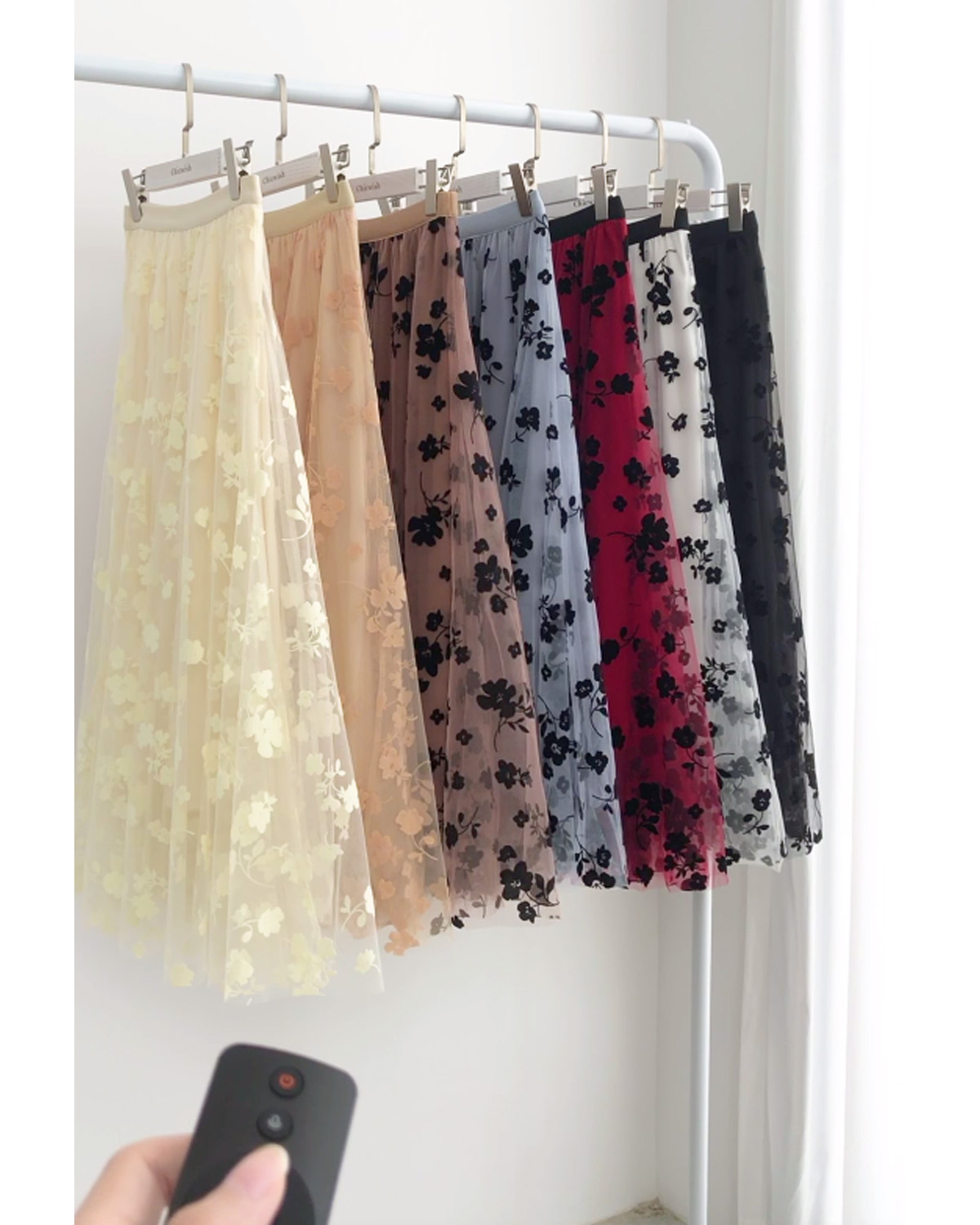 Watch 3D Posy Double-Layered Mesh Midi Skirt in Cream/Light