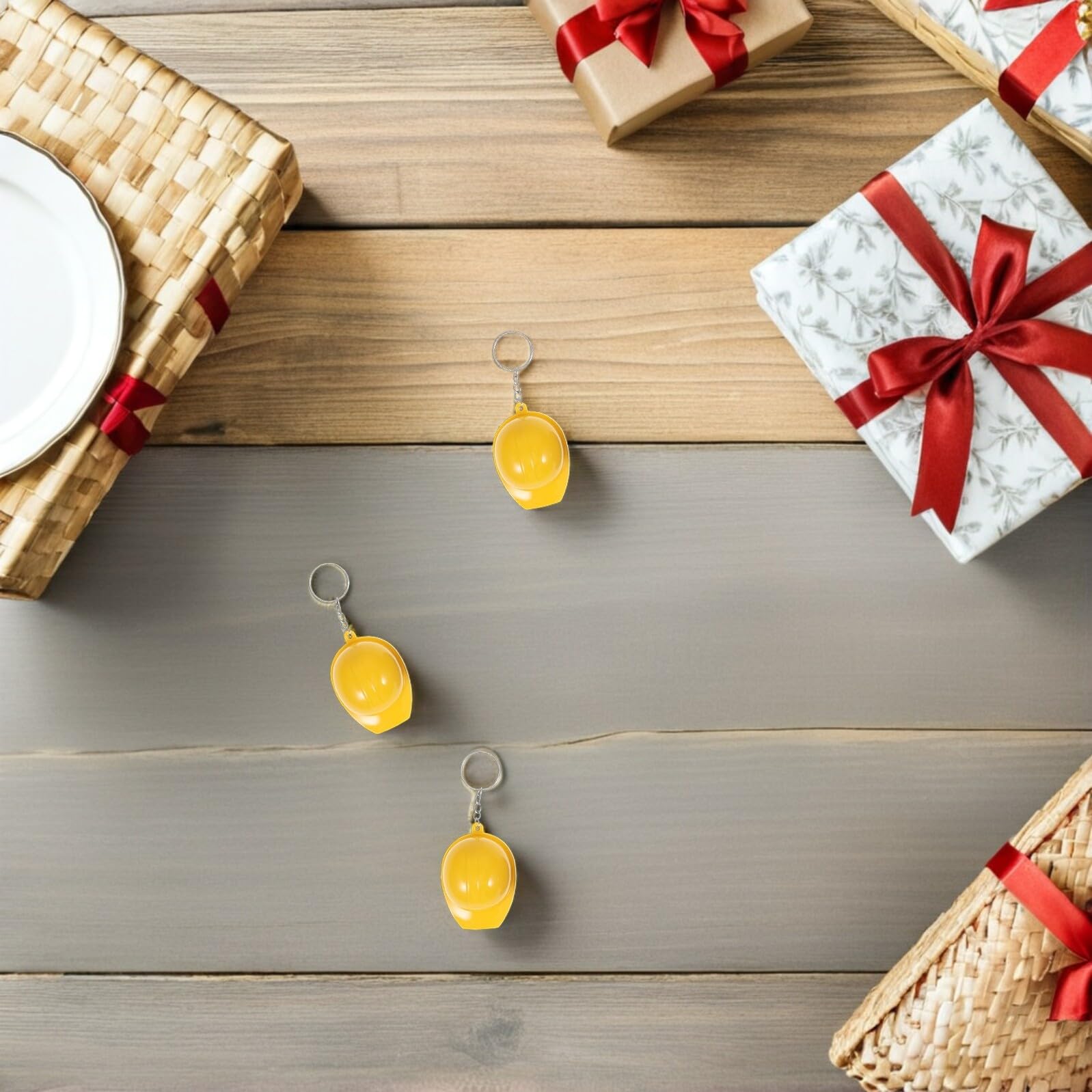 100pezzi Mini Cappello Sicurezza Portachiavi per Feste Costruzione Ciondolo Giallo Regali per Ingegneri Premi in Classe