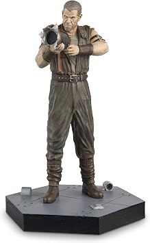 Entertainment Earth Alien and Predator Alien Resurrection Johner Statue & Mag.