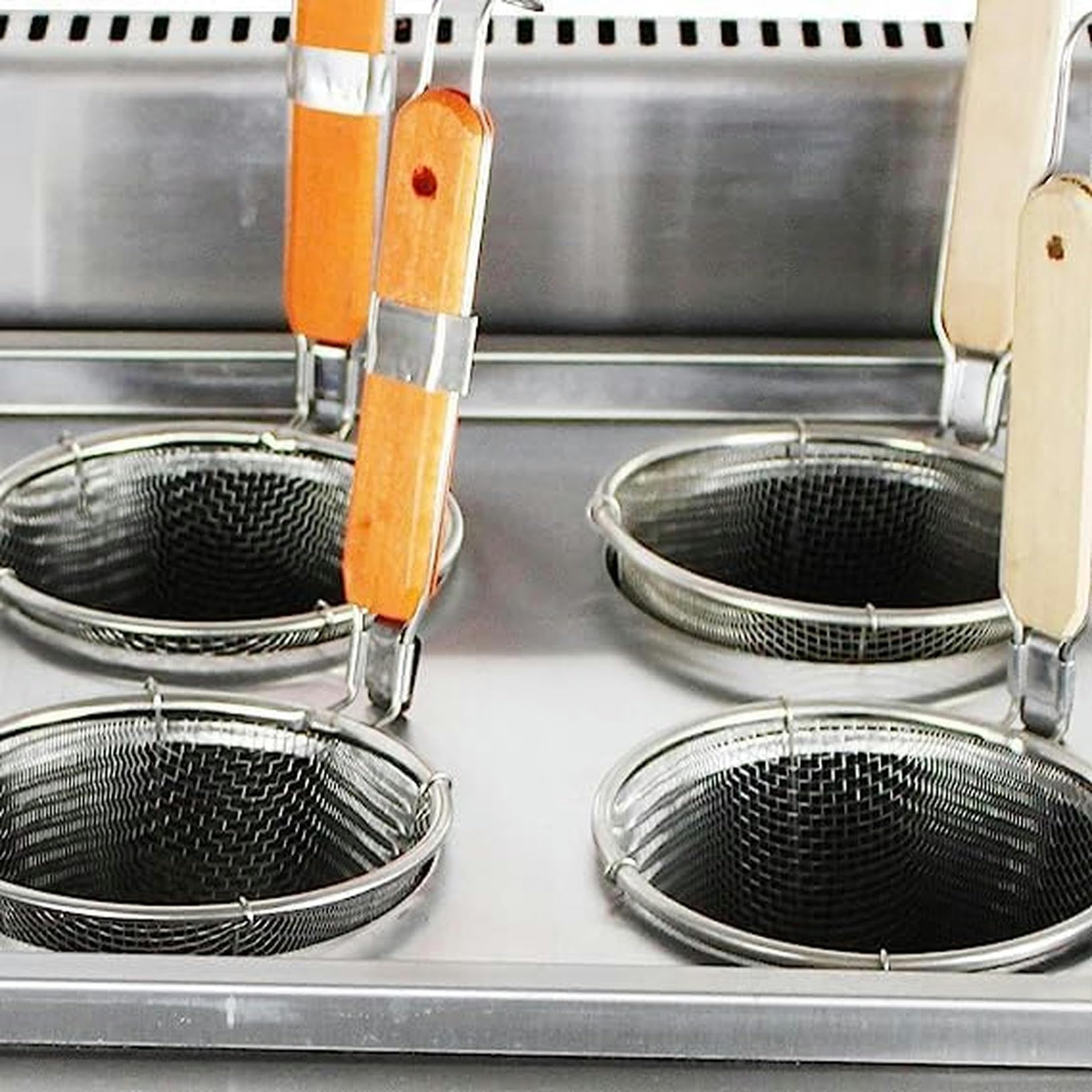 Nudelkocher-Set aus Edelstahl mit Siebkorb – Müheloses Kochen, Dämpfen und Abtropfen Lassen – Perfekt für Pasta, Gemüse und mehr, 3 Löcher