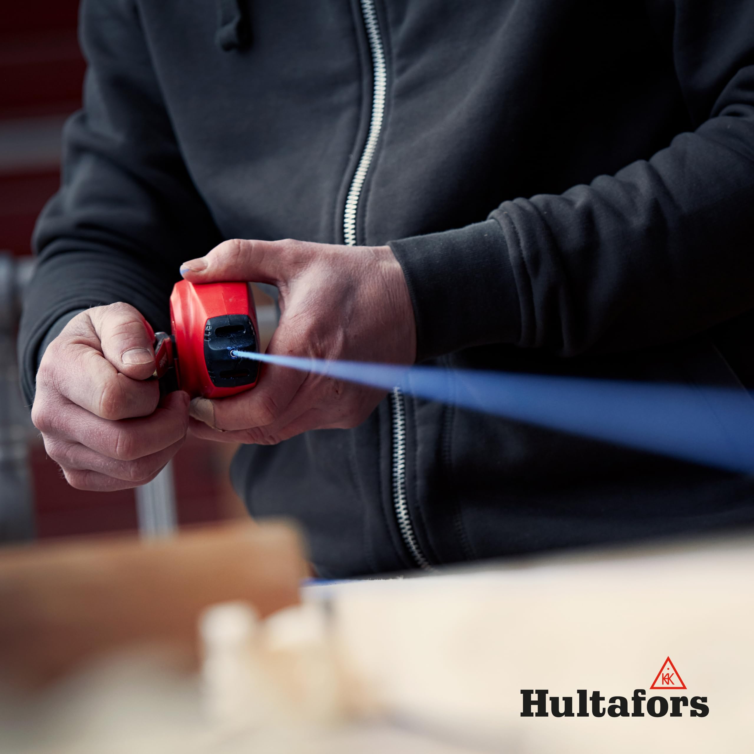 Hultafors SL30 - Traccialinee a filo, serbatoio in polipropilene con meccanismo di riavvolgimento