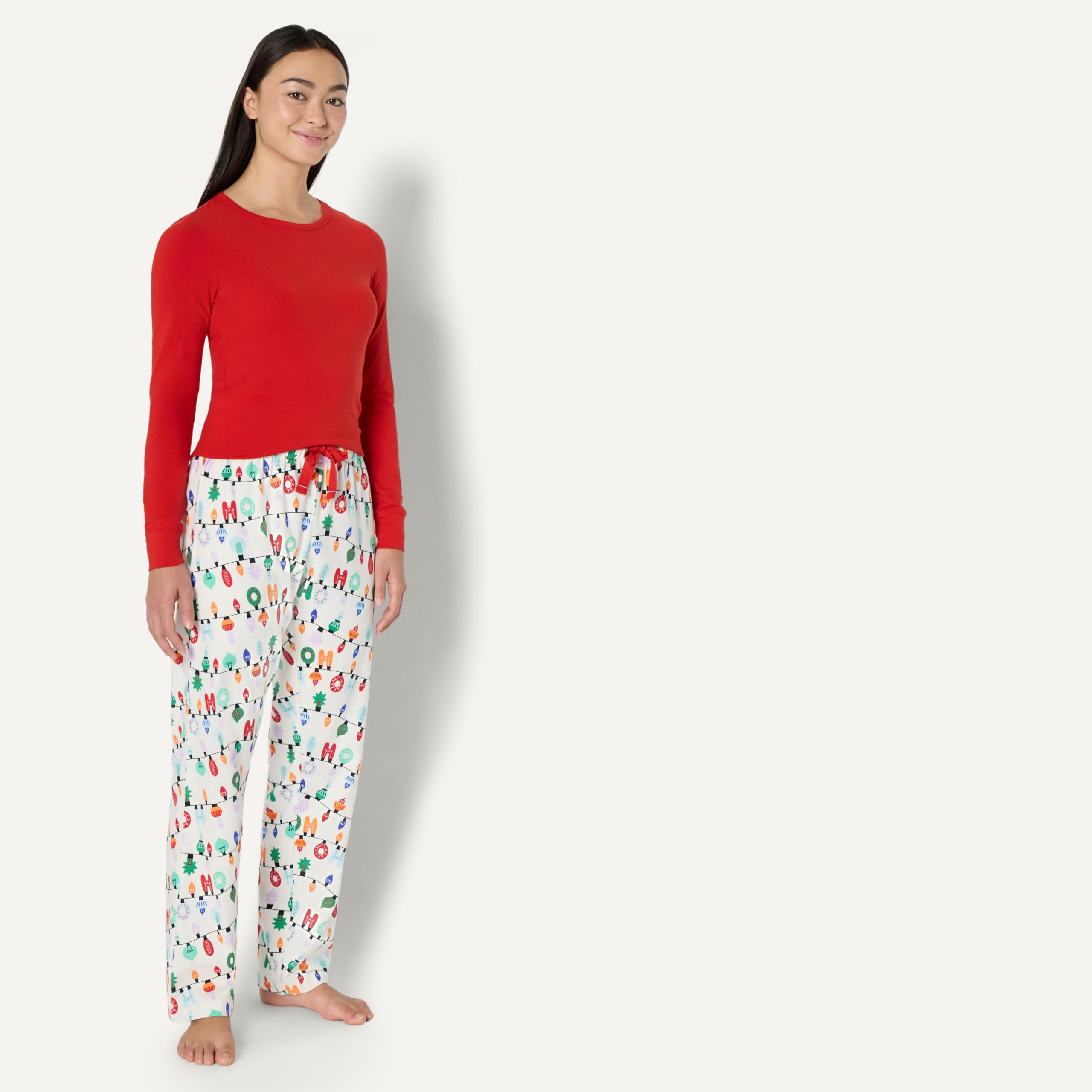 Amazon Essentials Completi Coordinati di Pigiami Natalizi per La Famiglia