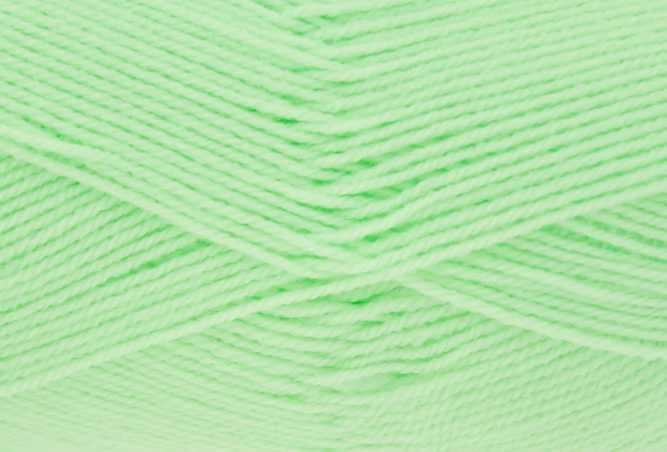 King Cole Big Value Baby 4 Ply 100g Acrylic Knitting Yarn (3129 Apple)