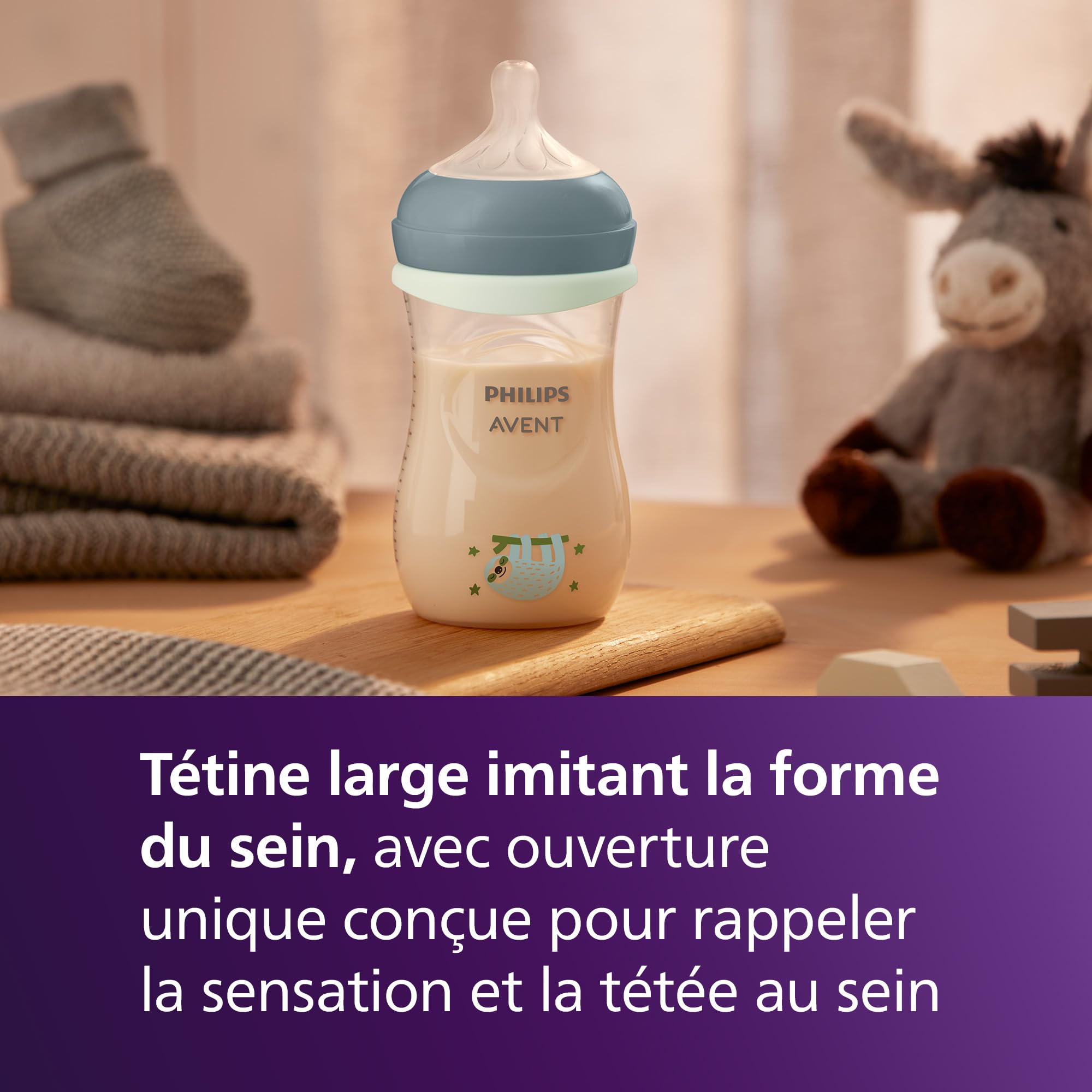 Philips Avent Biberon nuit Natural Response – bouteille 260 ml avec tétine à débit moyen (débit 3), anneau de biberon phosphorescent, motif petit paresseux endormi, SCY903/81