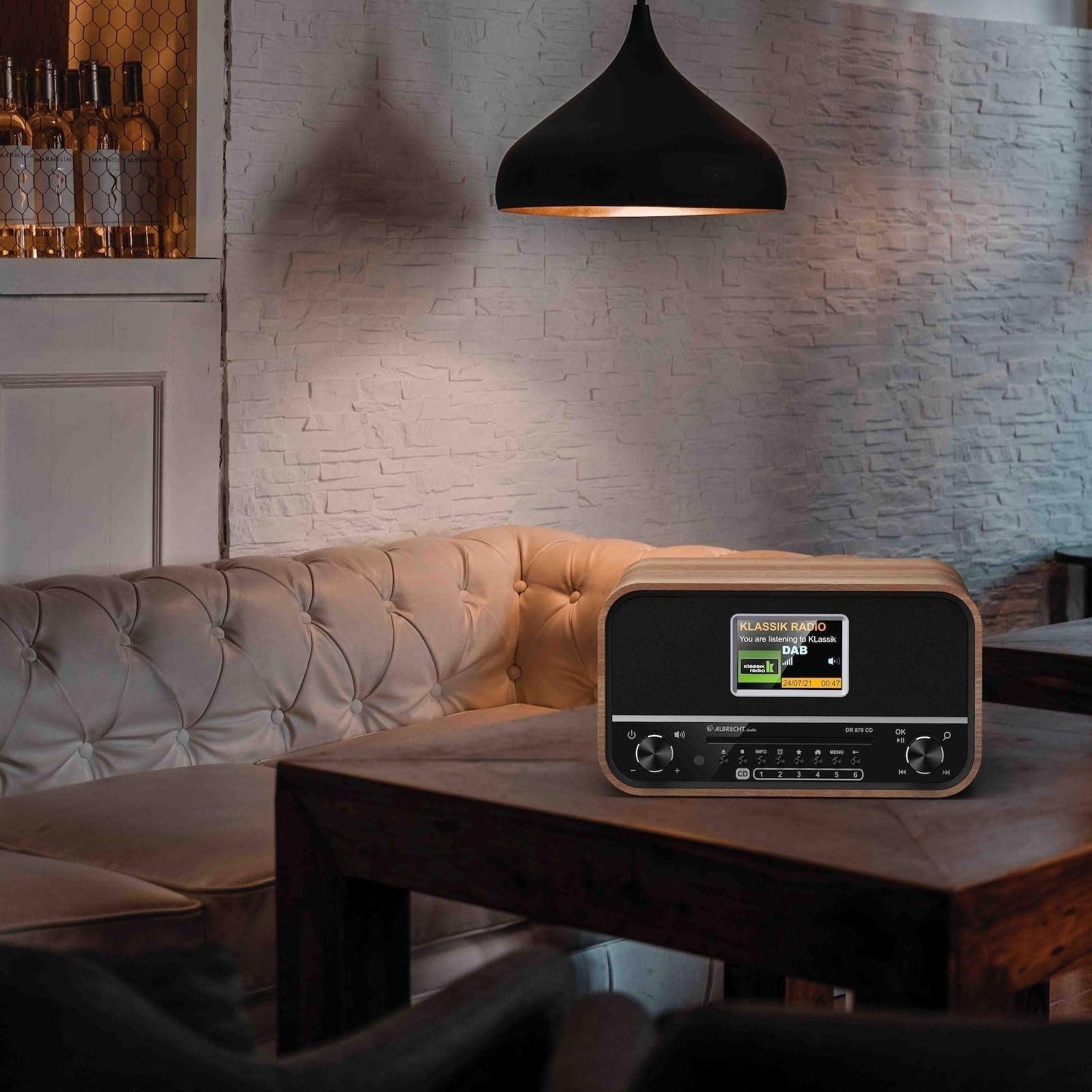 [HiFi Test SEHR GUT, Spitzenklasse 1,2*] Albrecht DR 870 CD Seniorenradio, DAB+/ UKW/CD/USB Radio, Tischradio, Bluetooth®, Weckfunktion, inkl. Fernbedienung, Walnuss, Schwarz