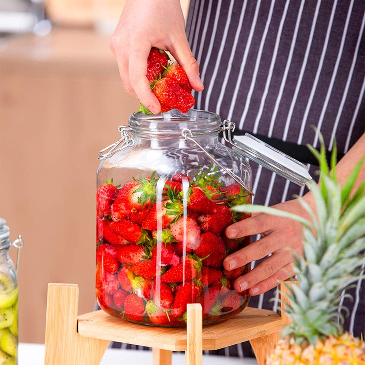 Amazon 保存容器 取手付密封びん 計量杓子 ガラス セラーメイト 梅酒瓶 果実酒瓶 調味料入れ おしゃれ 4000ml 保存容器 キャニスター オンライン通販