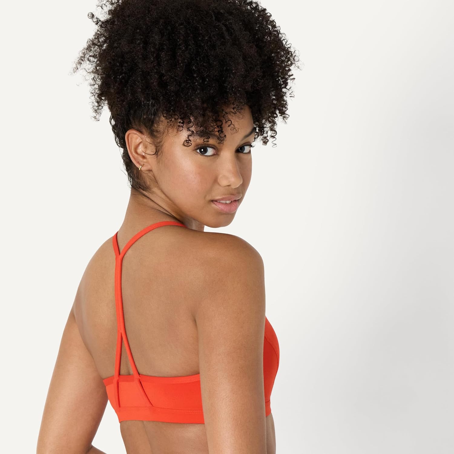 Amazon Essentials Women's Active FormFlex Buttery Soft Light Support Y-Back Thin Strap Yoga Sports Bra - Image 4