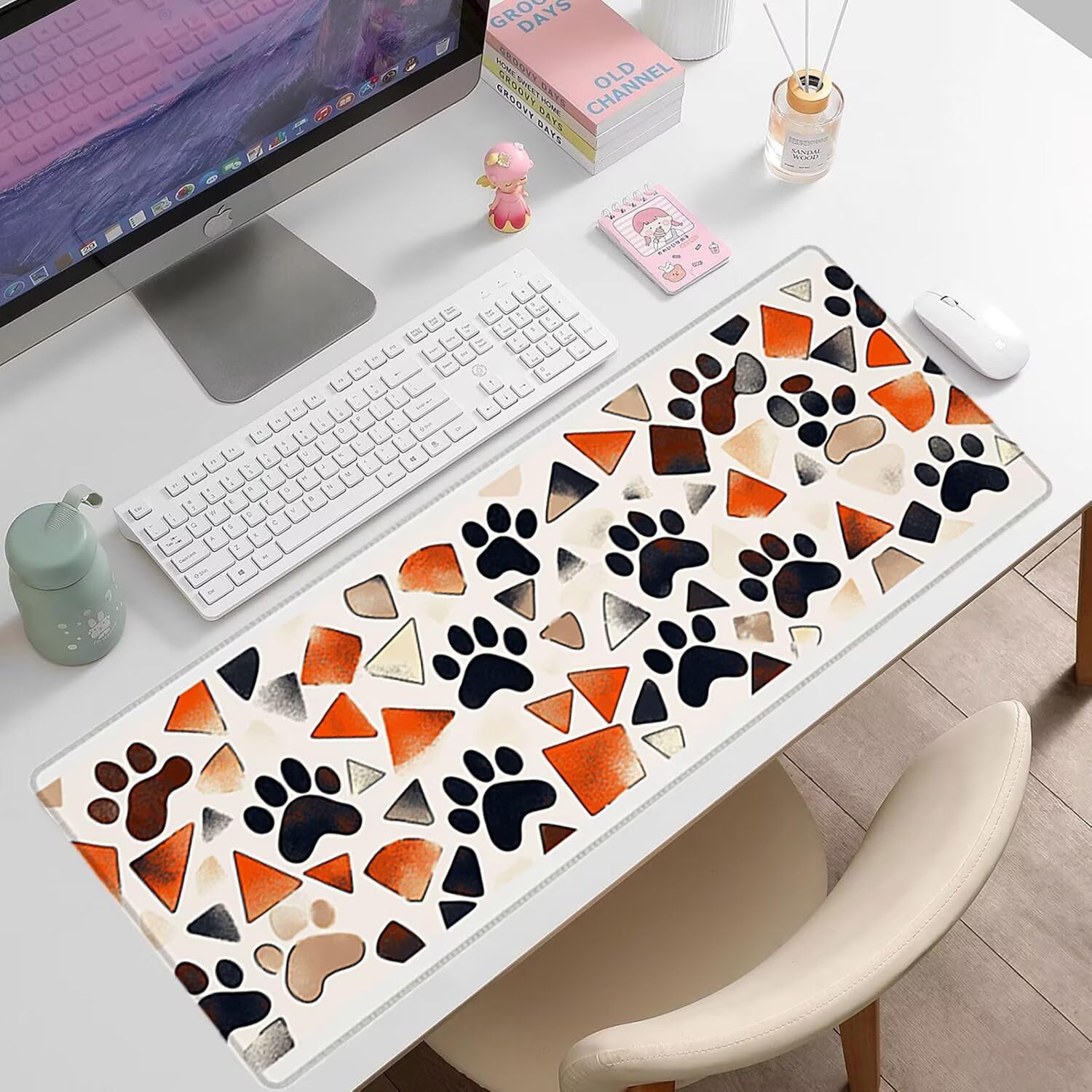 Prosta podkładka pod mysz XXL - 1400x600x3mm - biała duża mata na biurko z przeszytymi krawędziami i antypoślizgowa wodoodporna do komputera, laptopa poprawia precyzję i szybkość. -36428