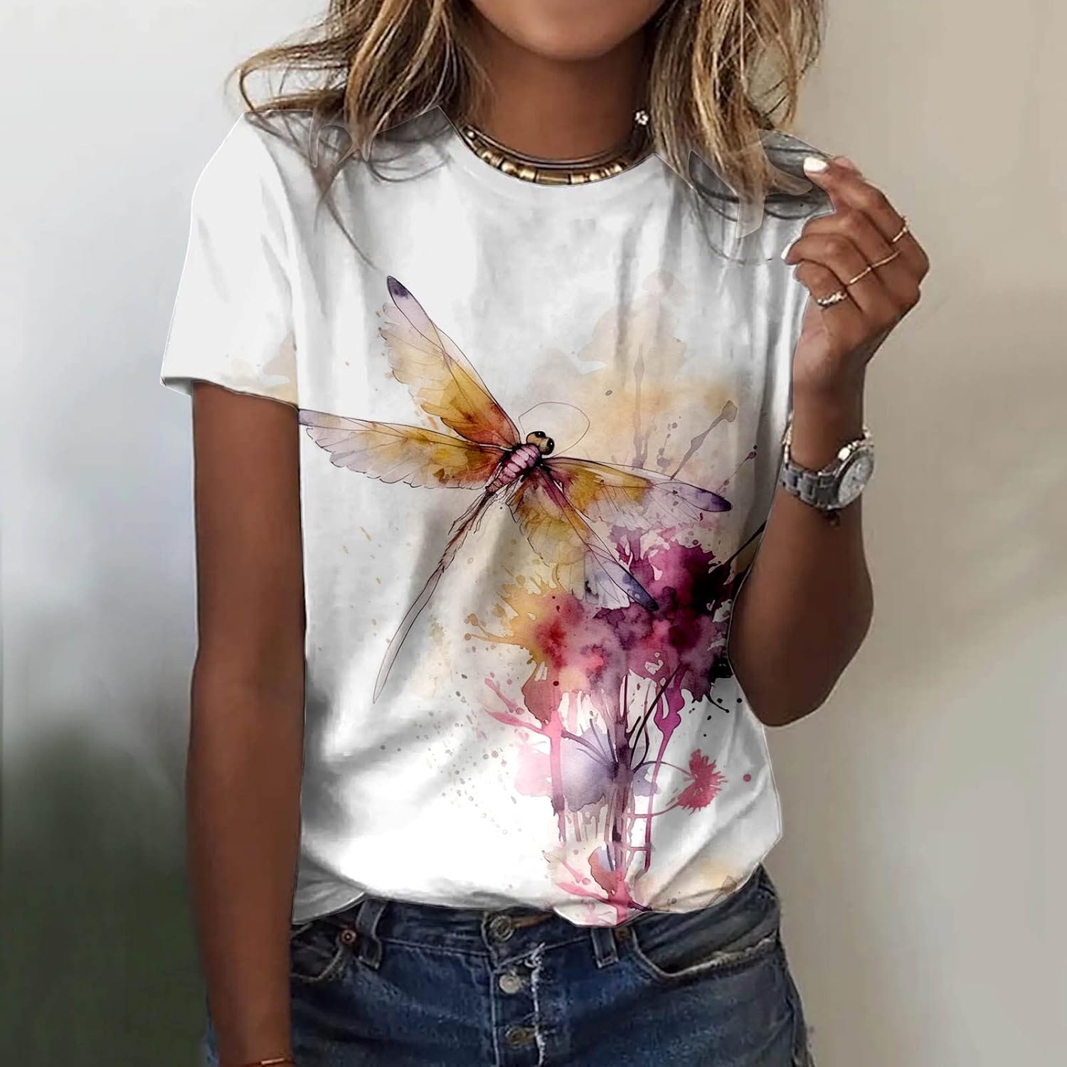 Stylisches Sommer-T-Shirt für Frauen: Das perfekte Rundhals-Schmetterlings-Design!