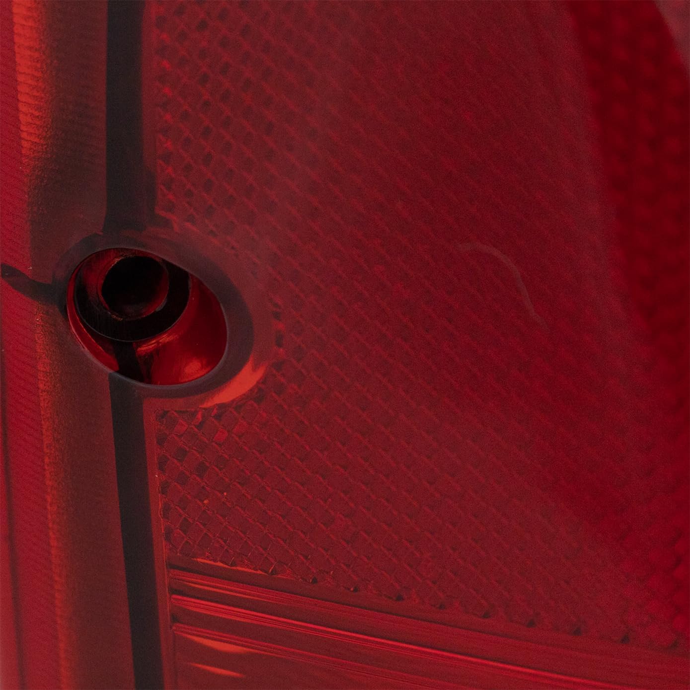 Evan-Fischer Tail Light Compatible With 1990-1996 Ford Bronco, 1990-1996 Ford F-150, 1990-1997 Ford F-250 OE comparable, Halogen Driver Side