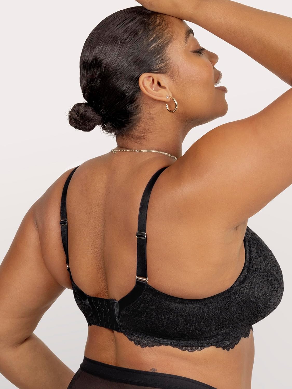 Curvy Couture Women's Plus Size Luxe Lace Wireless Bralette - Image 4