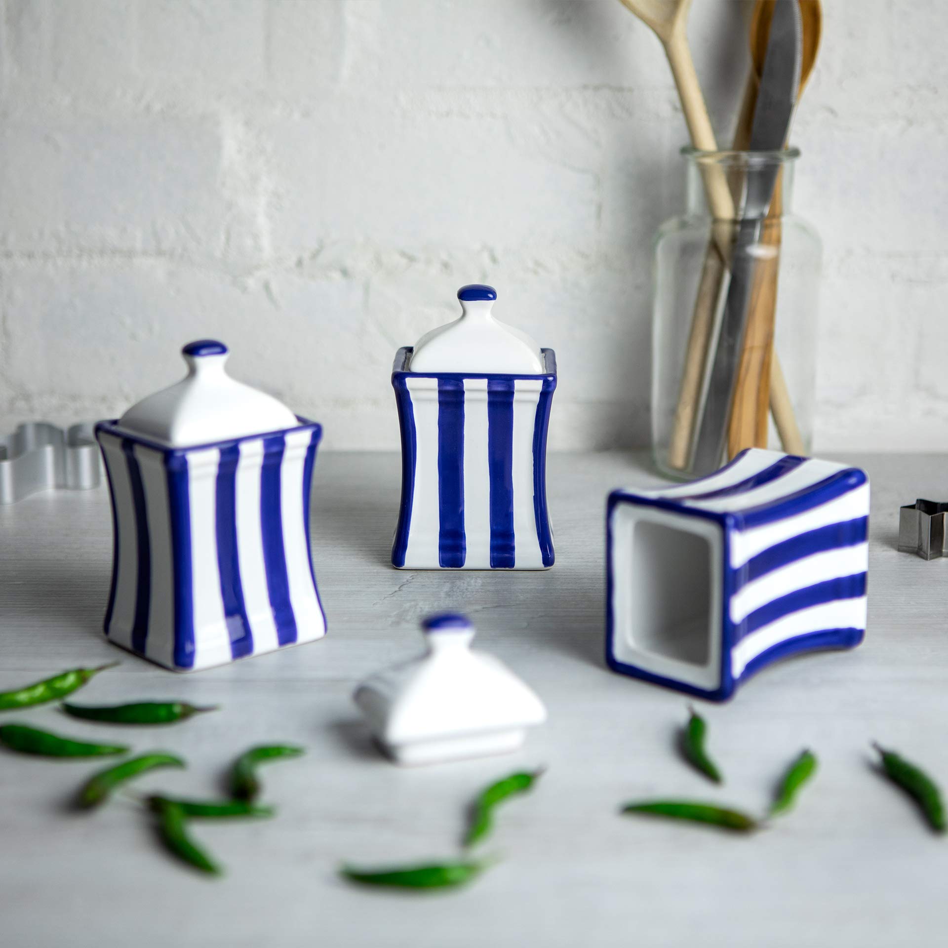 City to Cottage® Set di 3 Barattoli Piccoli da 150ml in Ceramica | Contenitori per Cibo da Cucina per Spezie | Realizzato e Dipinto a Mano | Fantasia a Righe Blu Scuro