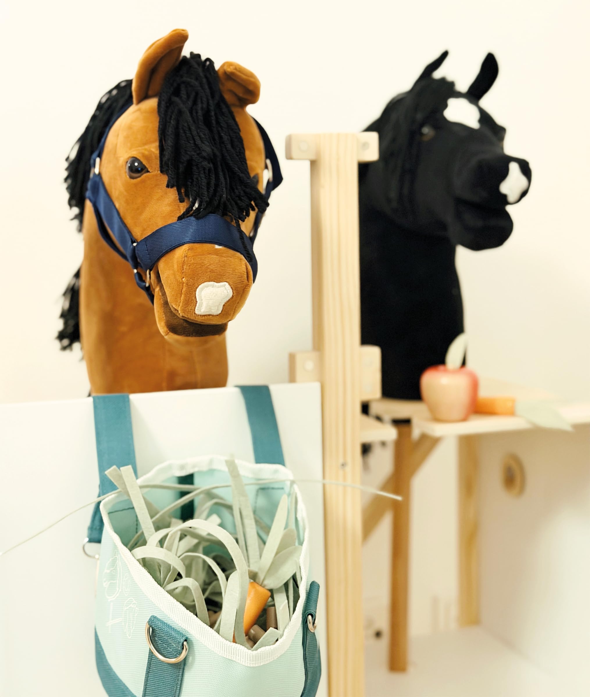 Small Foot Establo para Caballos Hobby, en Madera para Dos Caballos Hobby niños a Partir de 3 años, 12795
