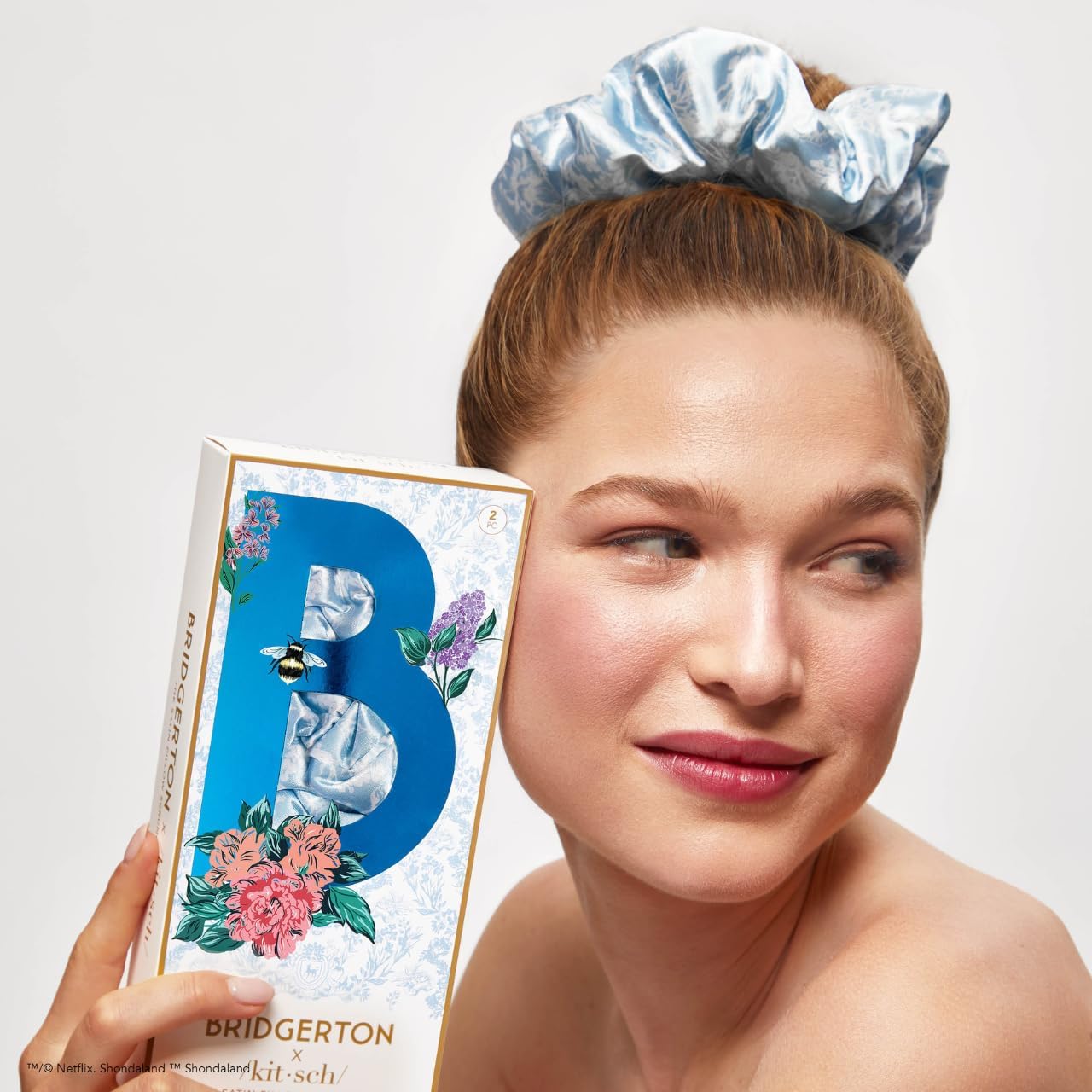 Bridgerton x Kitsch サテンシュシュ レディース ひっかかりにくい 引っ張らない ソフトで快適なシュシュ 女の子向け 昼も夜も最適 - トワル・ド・ブルー