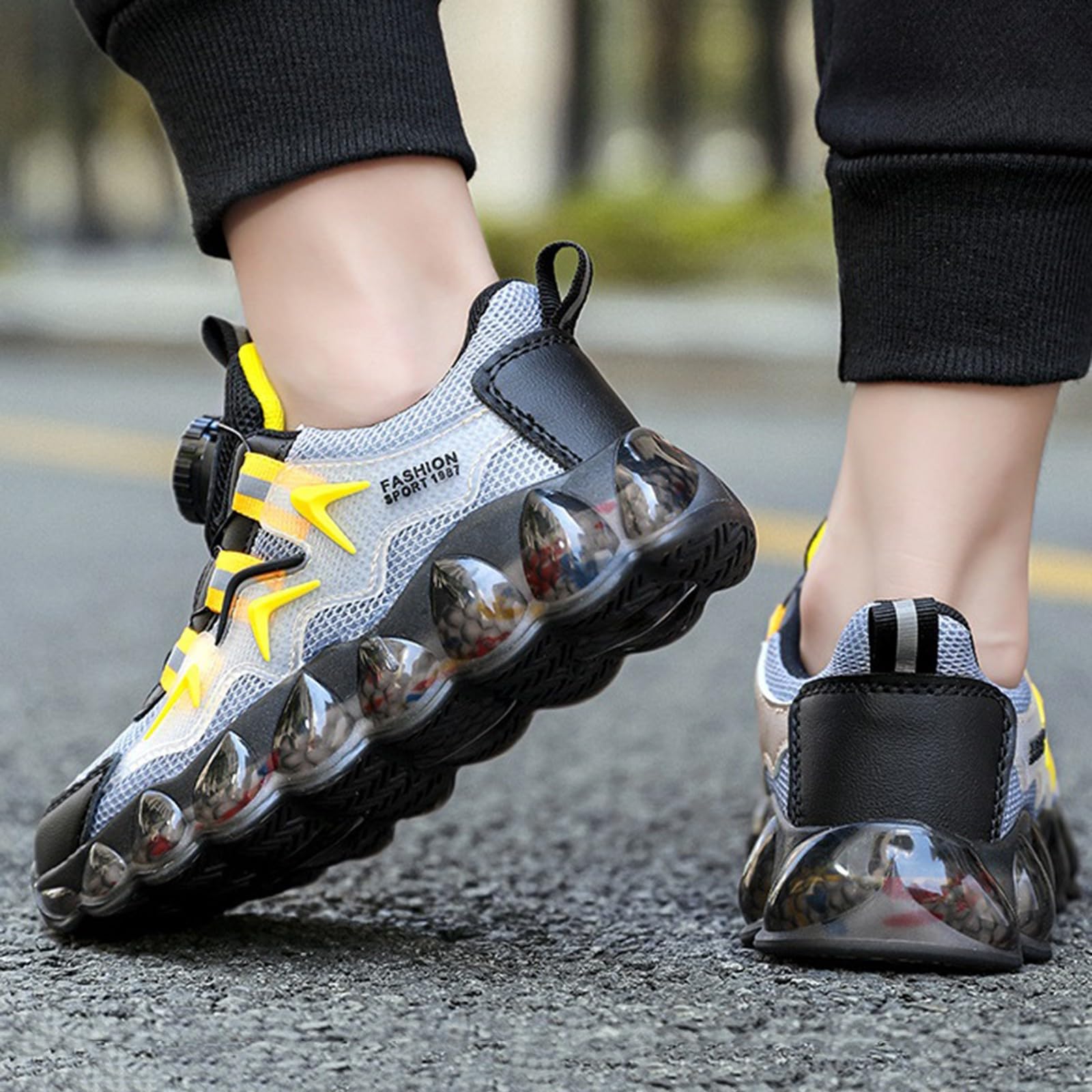 Chaussures de tennis pour garçons - Taille 1 - Printemps, été et automne - Maille respirante - Boucle rotative - Lacets réglables - Taille M et L - Chaussures de sport décontractées pour enfants