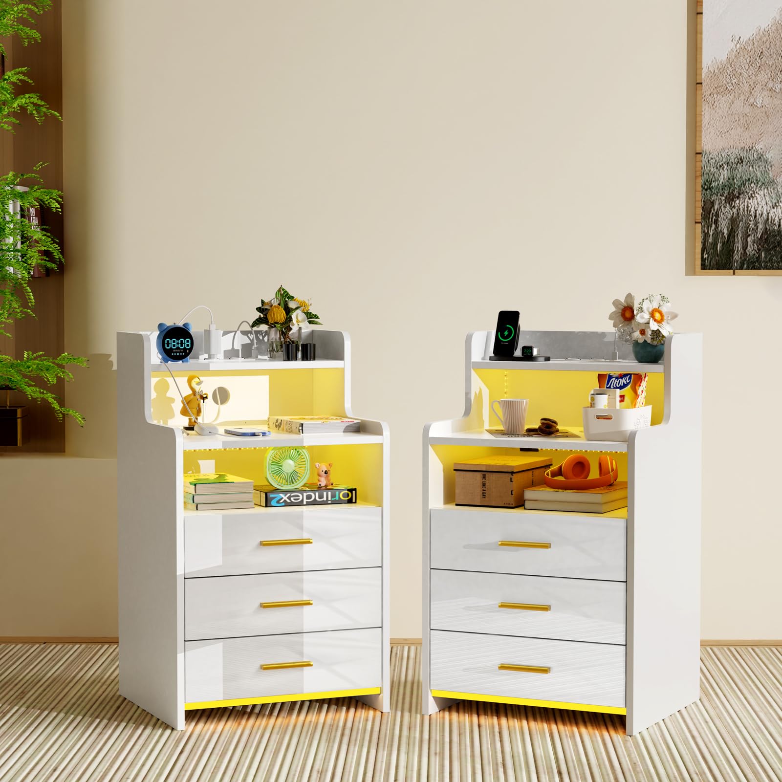Mesita de Noche Blanca con luz LED - Mesa Auxiliar con Base de Carga, 3 cajón de Almacenamiento, Mesita de Noche para Dormitorio, Salón, 2 Puertos USB, 2 enchufes, Compartimento Abierto 45x40x76 cm