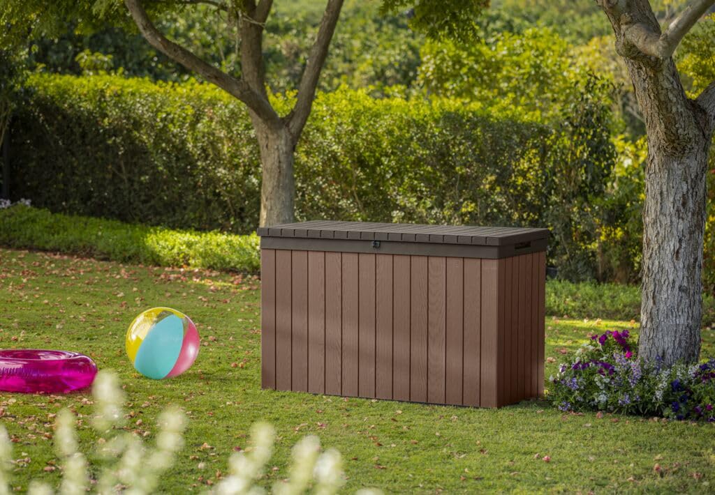 Keter Darwin Gartenbox 662L Braun – Wetterfeste Outdoor Aufbewahrungsbox in Holzoptik, abschließbarer Deckel mit Hydrauliksystem, UV-geschützt, wartungsfrei, Sitzgelegenheit für 2 Personen