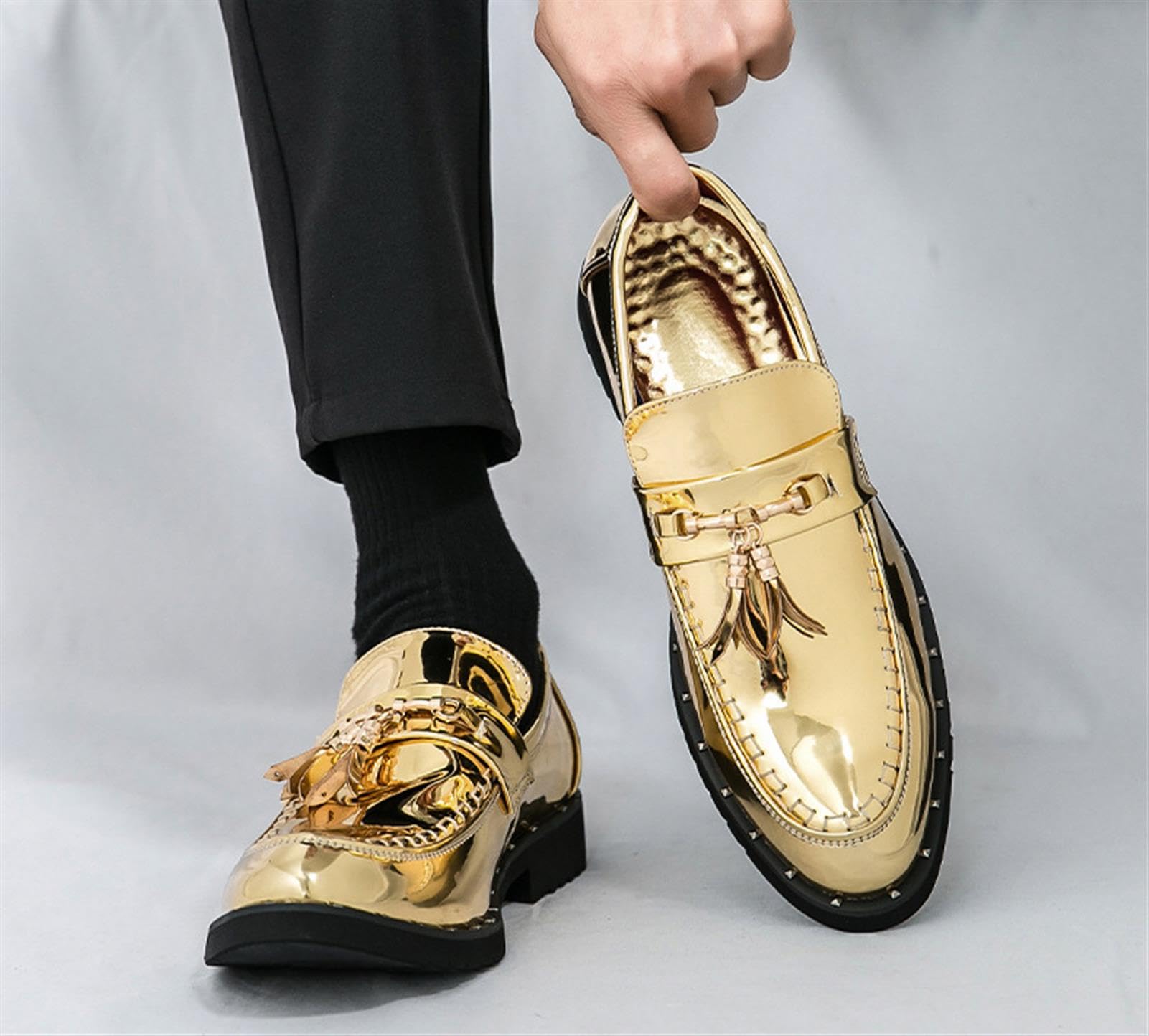 Mocassini da Uomo in Pelle Verniciata Lucida Scarpe Eleganti Slip-on con Nappine Suola Spessa per Matrimonio Festa