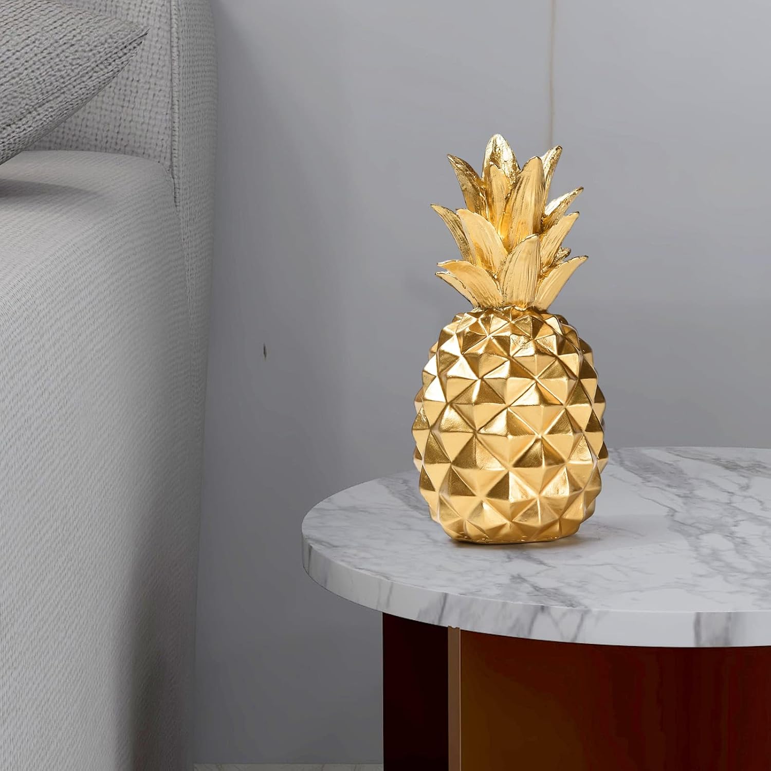BRABUD Resin Pineapple Statue Gold Modern Simple Style Art Sculpture Living Room Bedroom Office Desktop Porch Piano Desktop Decoration 7.8''(H) TQGJBS99