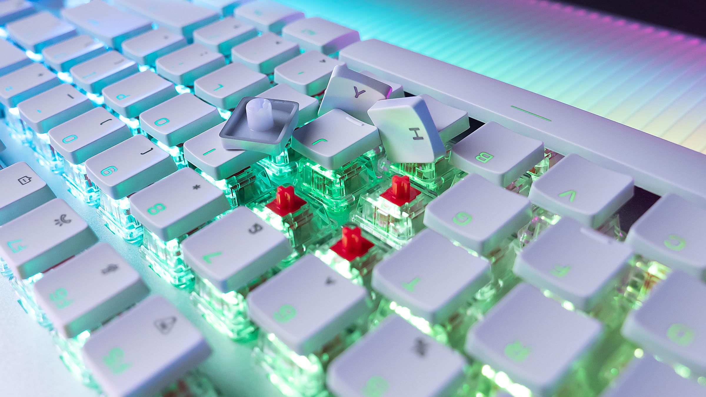 Turtle Beach Vulcan II MAX - Teclado mecánico óptico para PC - Iluminación RGB Personalizable - Reposamuñecas - Interruptor Lineal Titan II - Placa de Aluminio - Blanco