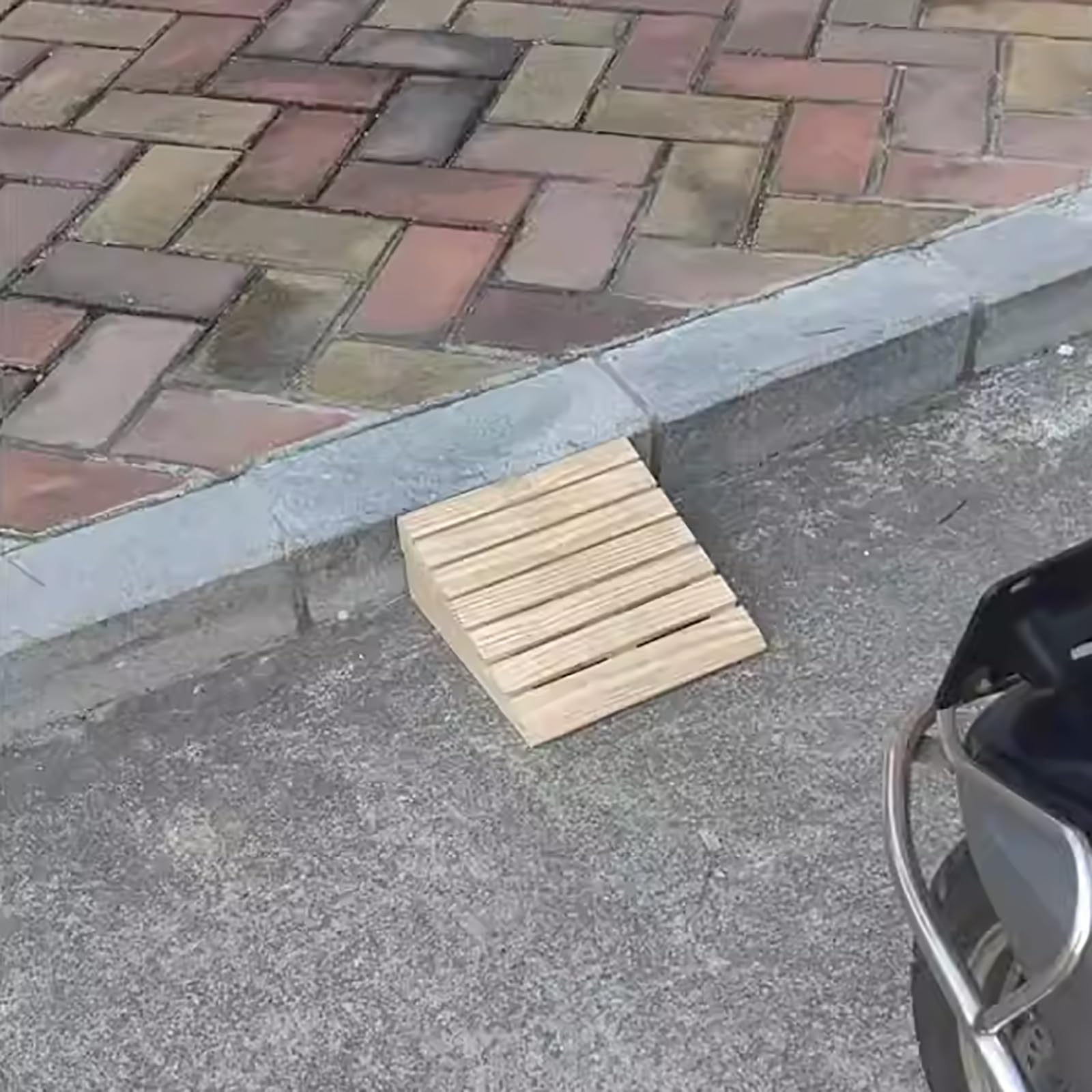 Rampa portátil de madera maciza antideslizante de 715 cm para puerta de patio, cobertizo, muelle de carga y acceso a ruedas (30 x 30,8 x 9 cm)