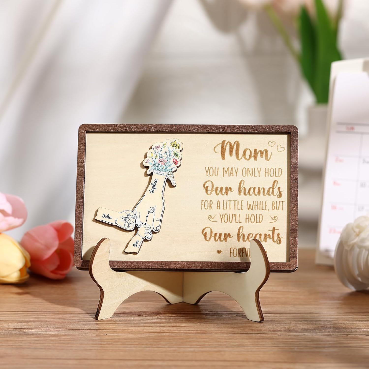 Personalized Family Name Sign -Mothers Day Gifts for Mom Customized Wood Plaque Home Decor Birthday Mom Gifts from Daughter Son﻿ (3 NAMES)