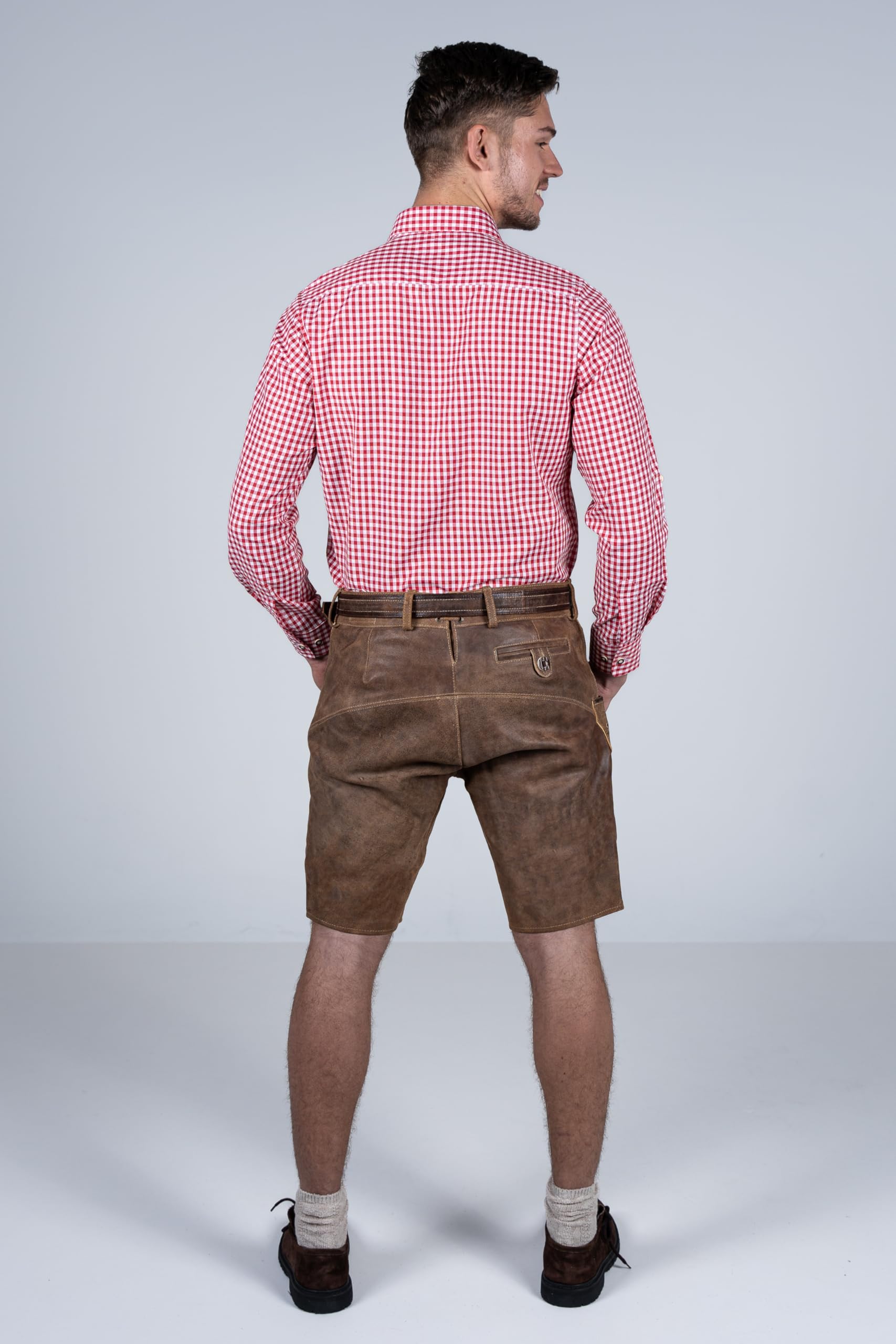Edelnice Trachtenmode Bayerische Traditionelle Kurze Lederhose Thomas mit passendem Trachtengürtel Gr. 44-68